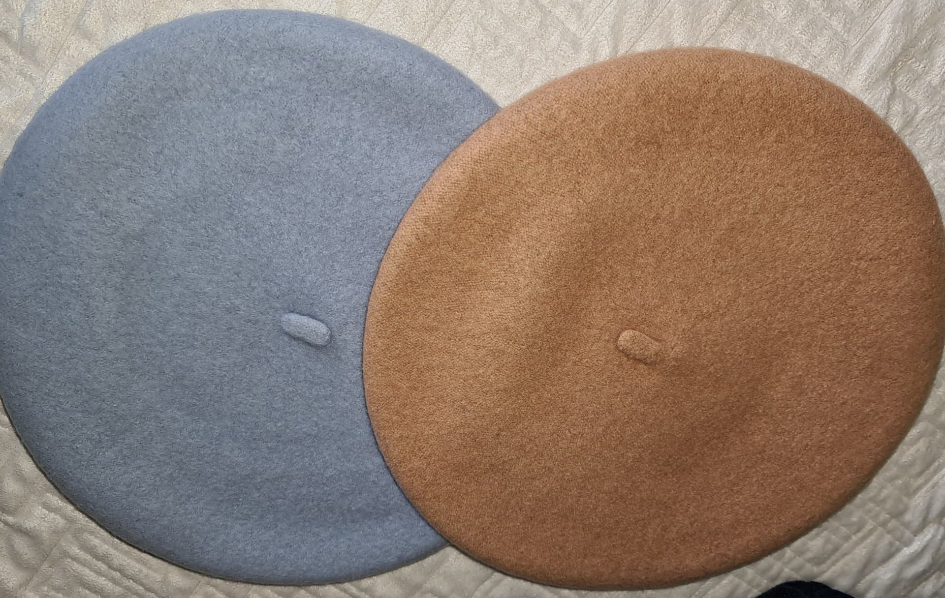 Basker Design WIGÉNS 2st Nya Unisex Butikspris 299kr/st 100% Ull