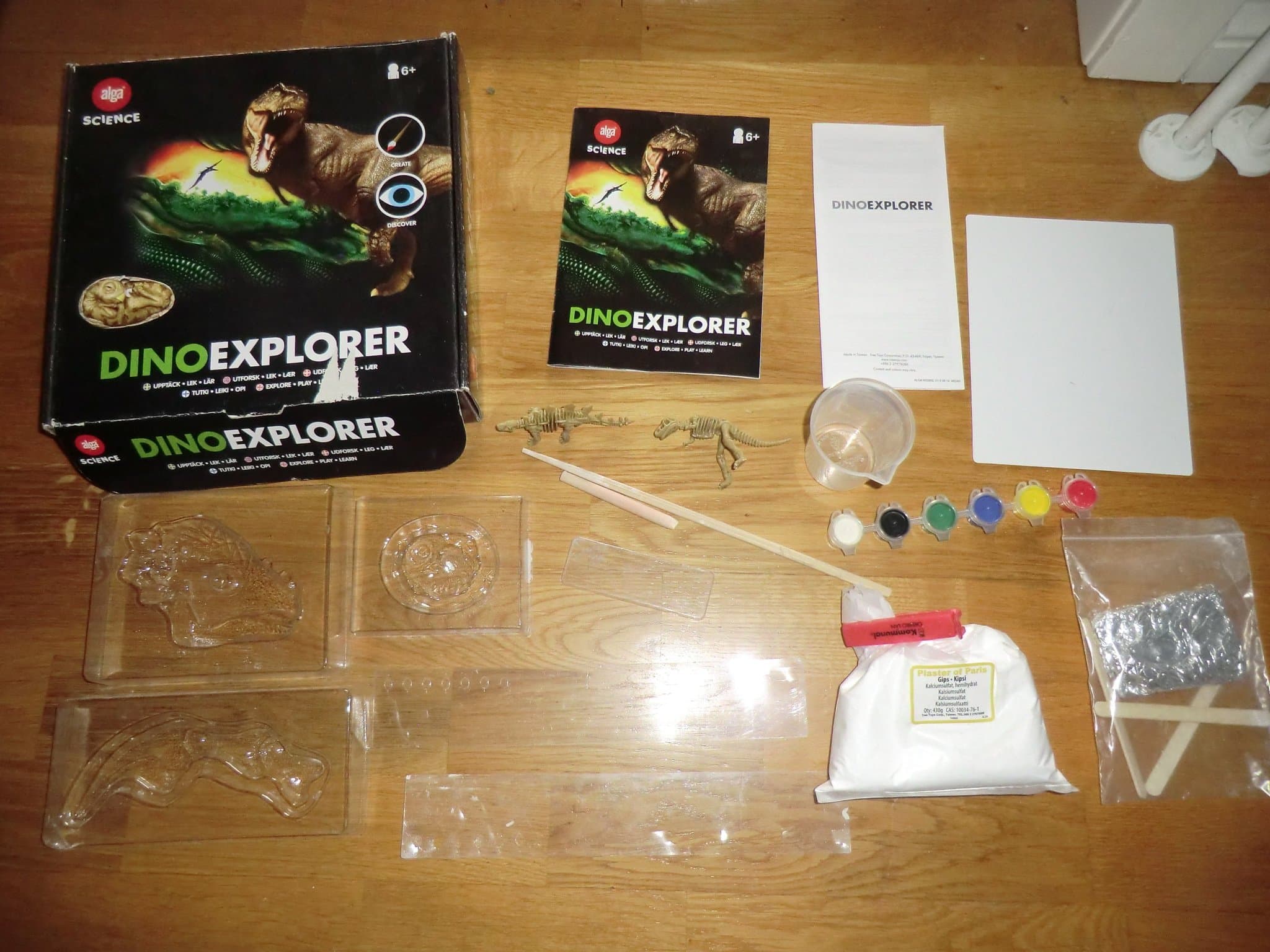 dino explorer alga science 2014 gjuta dinosaurier i gips fint skick samfraktar