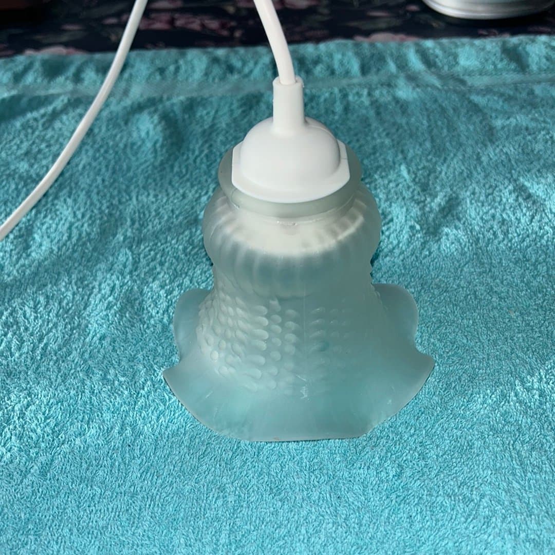 Fönsterlampa i frostat glas