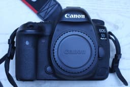 CANON EOS 5D MARK IV MK 4