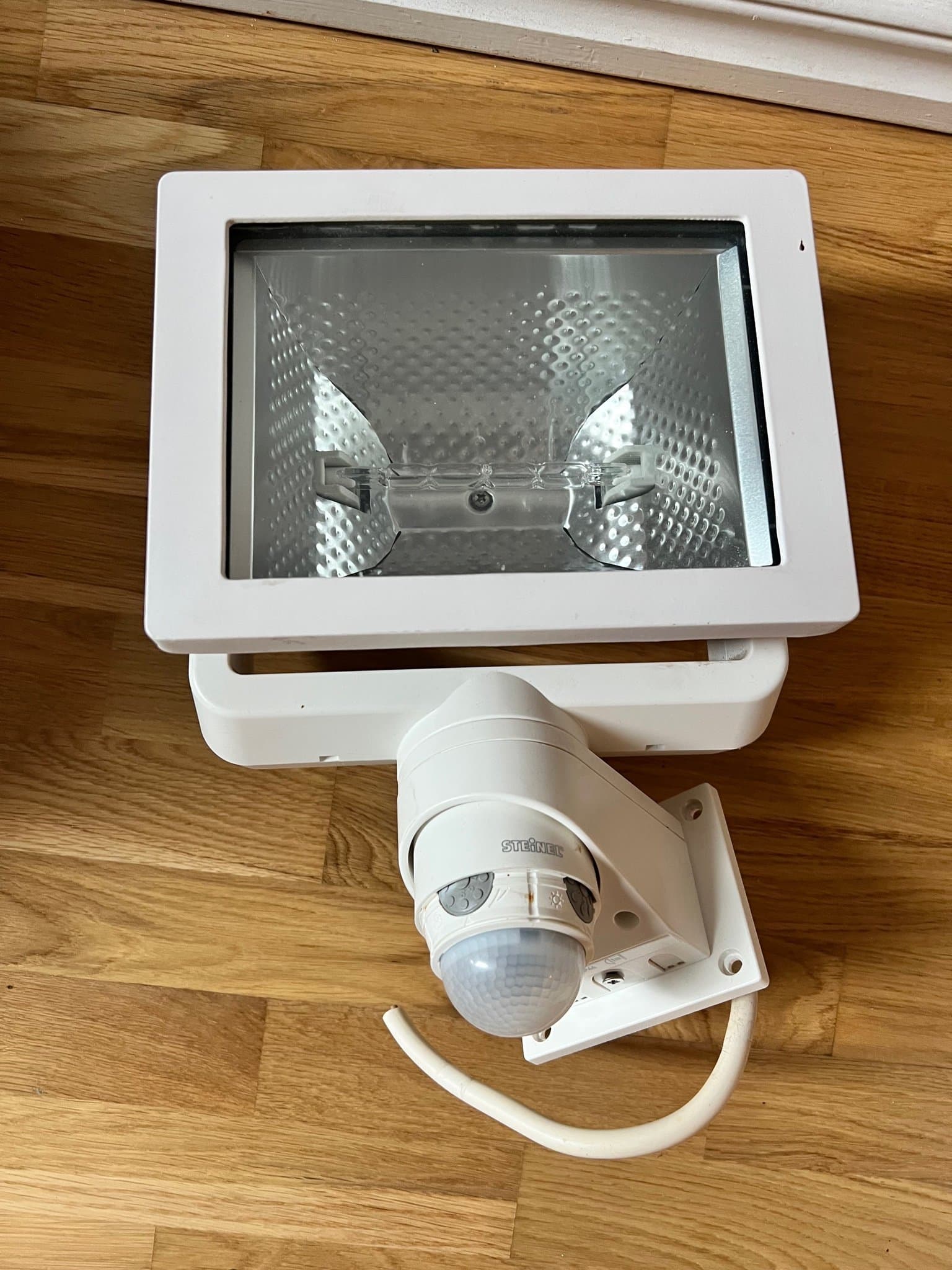 Steinel utomhuslampa med rörelsesensor