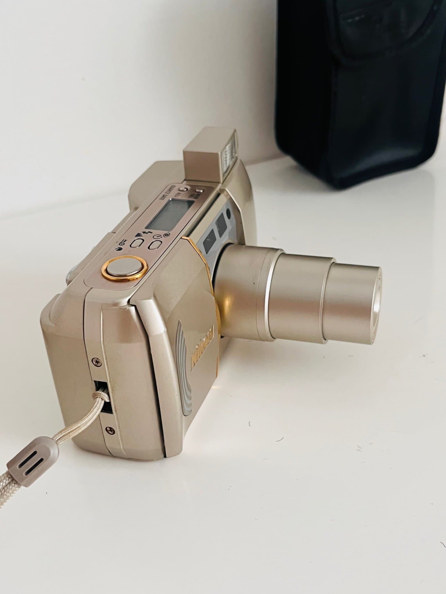 Nikon Lite Touch Zoom 120ED AF Kamera.