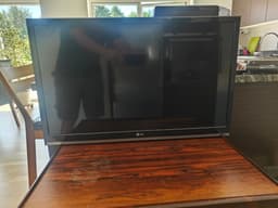 LG 32" LED-TV 32LS560T (Full-HD)