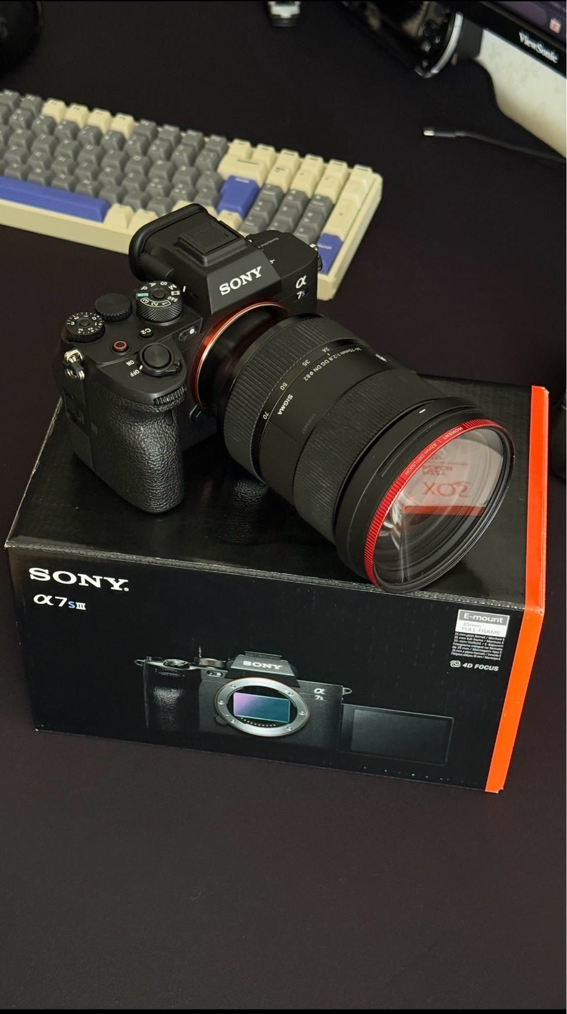 Sony A7S III + Sigma 24-70mm f/2.8 DG DN Art + CineBloom 82mm + extra batteri