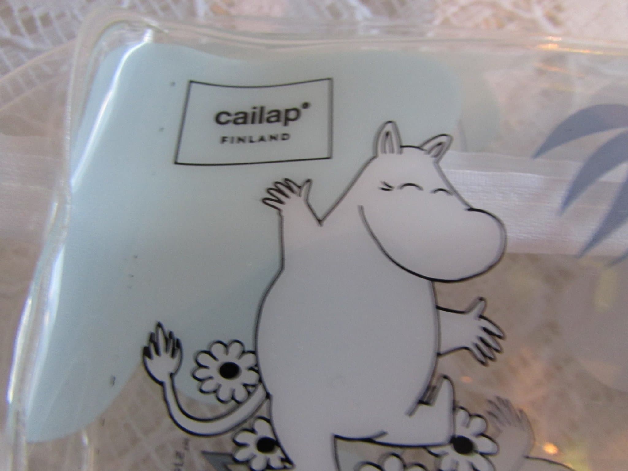 Necessär oanvänd Moomin by Cailap Finland genomskinlig Mumintrollet lappar kvar