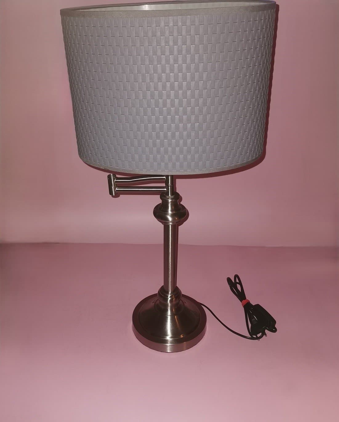 Fiffig bordslampa med kul vridbar design grafitgrå lampskärm