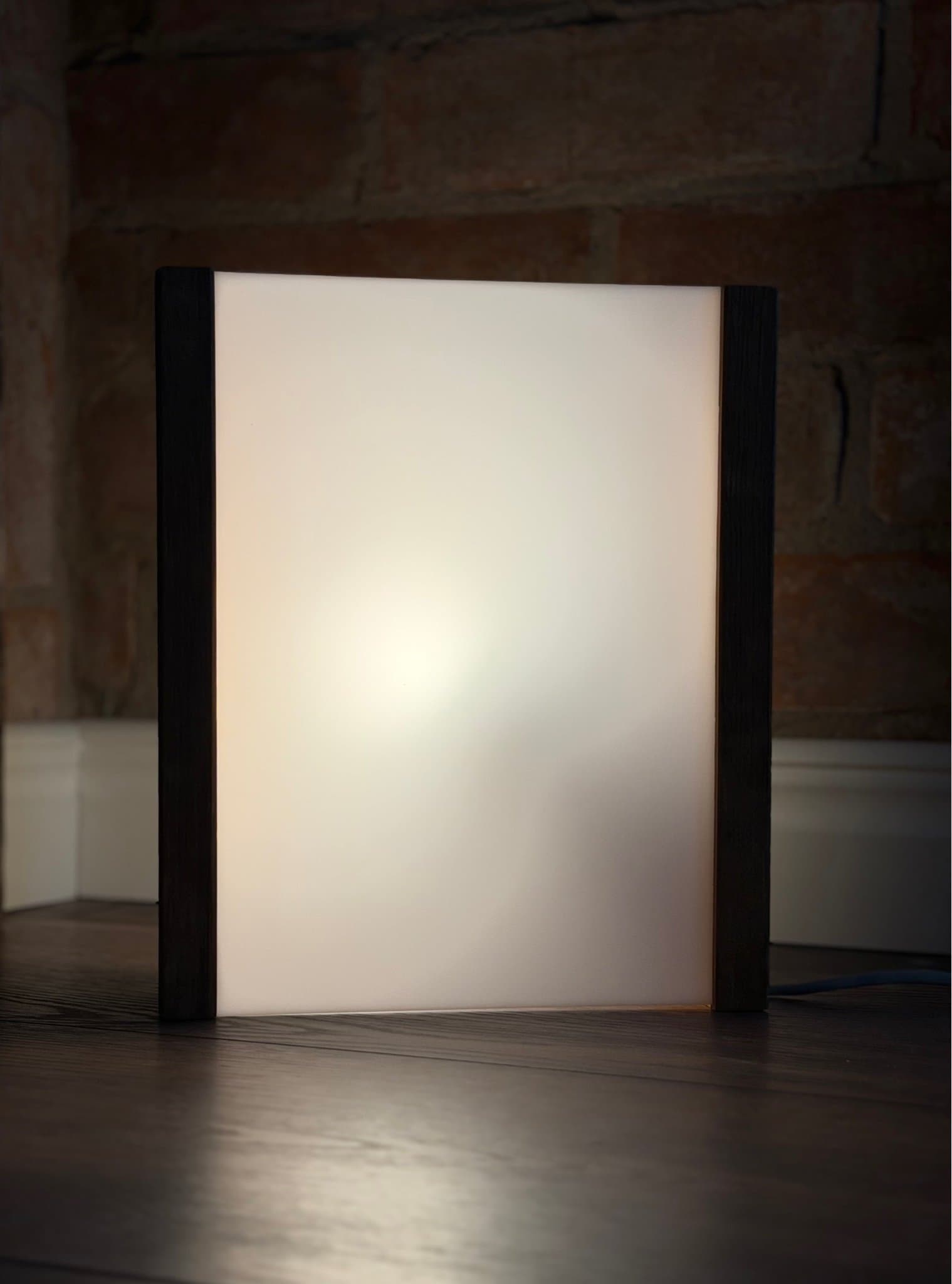 BORDSLAMPA - IDA - TEAK OCH PLAST - EL-TEAM AB TRÄFÖRÄDLING - 60/70-TAL