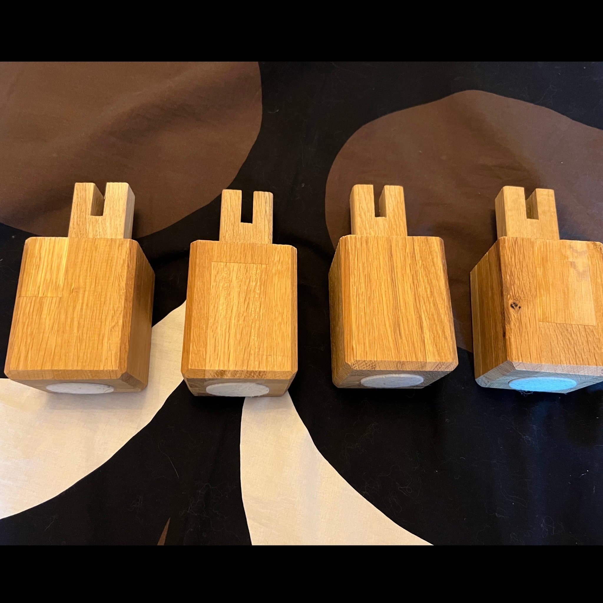 4 st IKEA SULTAN låga sängben i massiv ek träben massivt trä