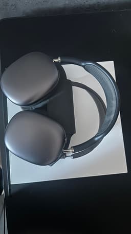 Apple AirPods Max Space Gray