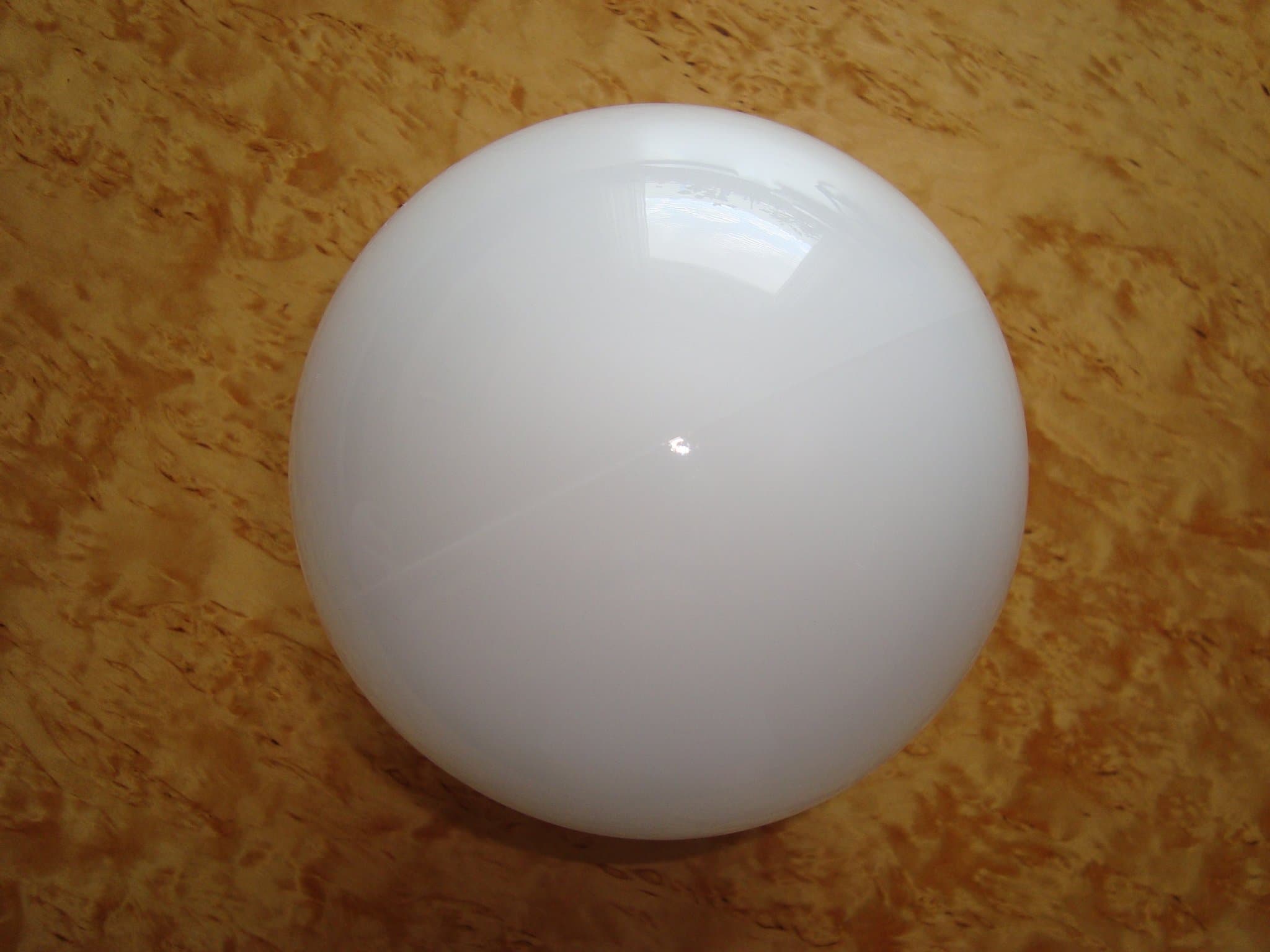 Flänsglob Ifö Retro med gänga 84,5mm. Diameter 14 cm. Ny!