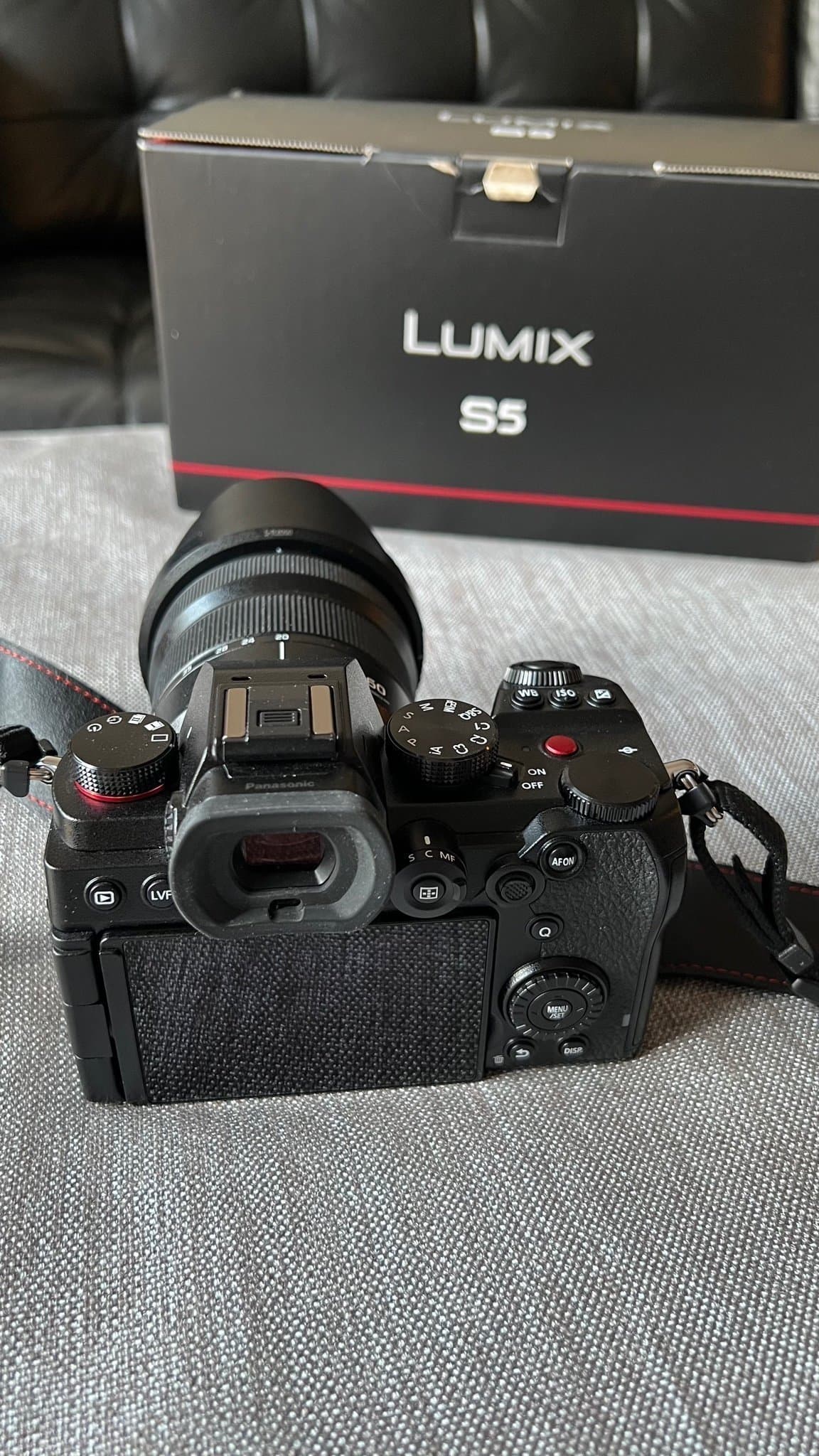 Panasonic Lumix S5 med 20-60mm objektiv