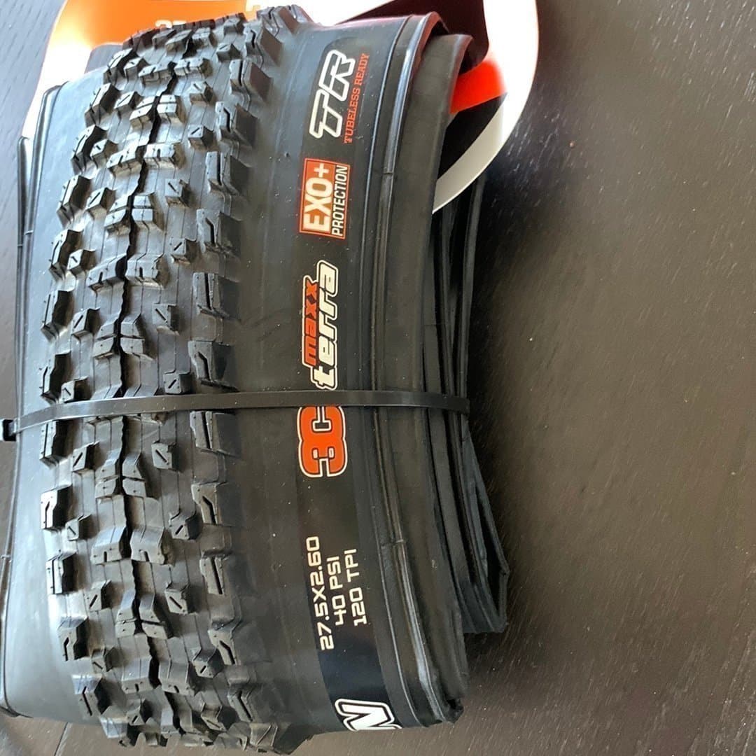 Nytt Maxxis Rekon 27.5 x 2.60 Däck