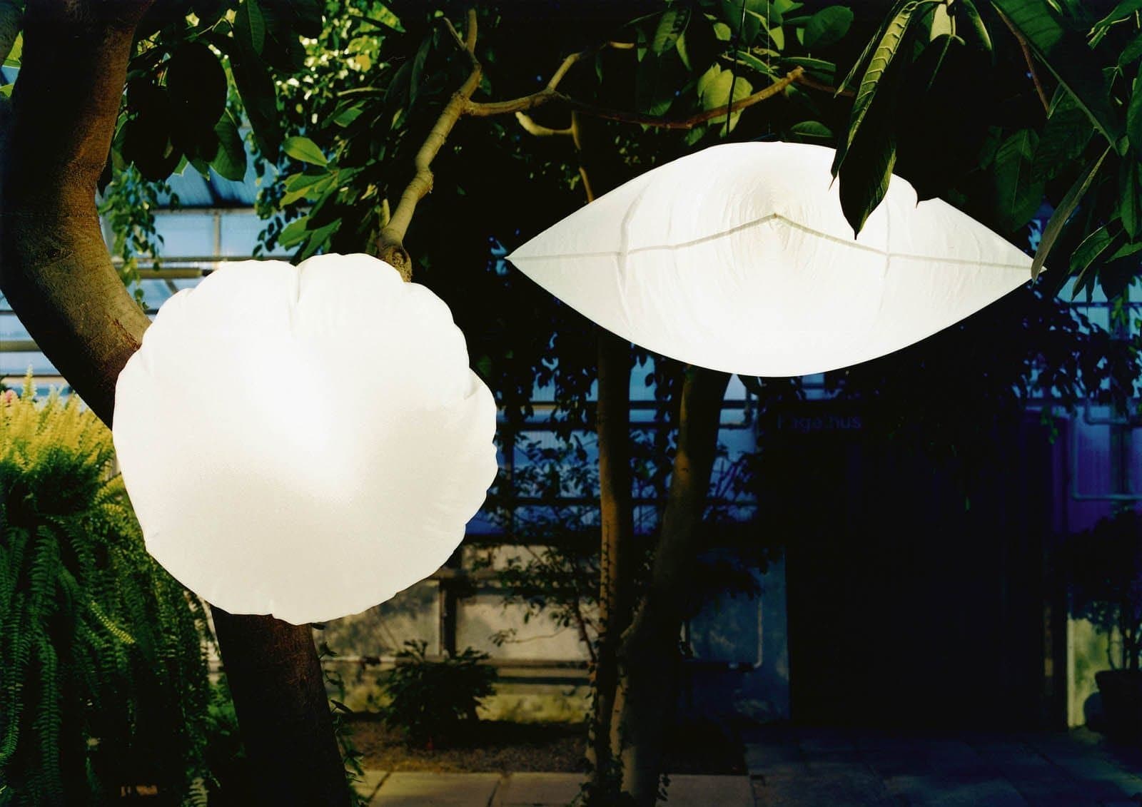 GLOBLOW Snowcrash Vägglampa / Bordslampa - Designklassiker 90-tal - NY i kartong