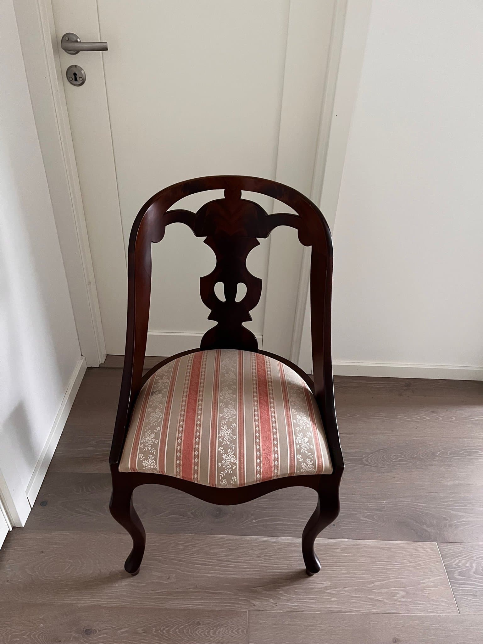 Göteborgsstol i mahogny