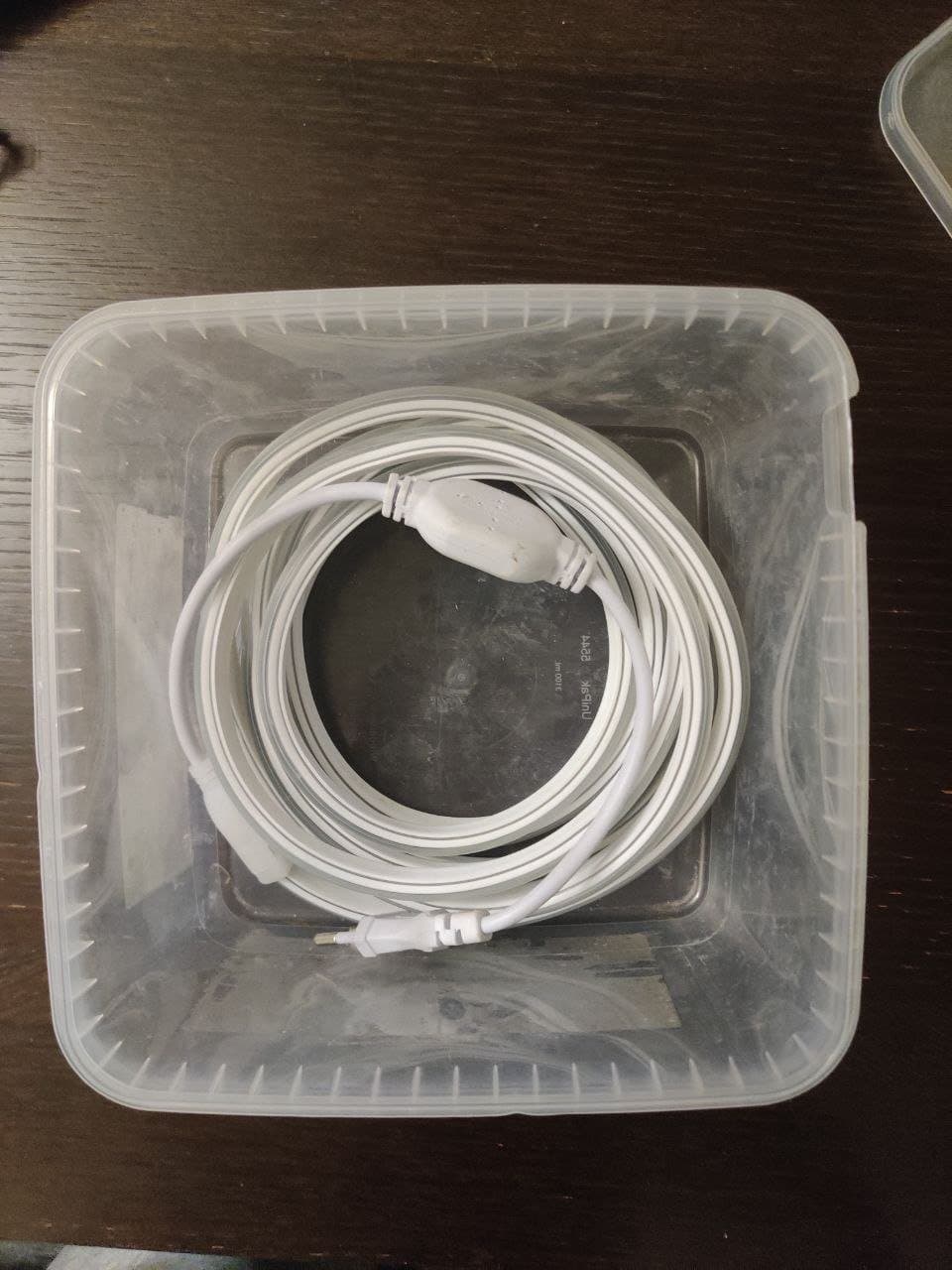 Used 4 meters – LED Light Strip –4000K Neutral White – 120 LED/meter