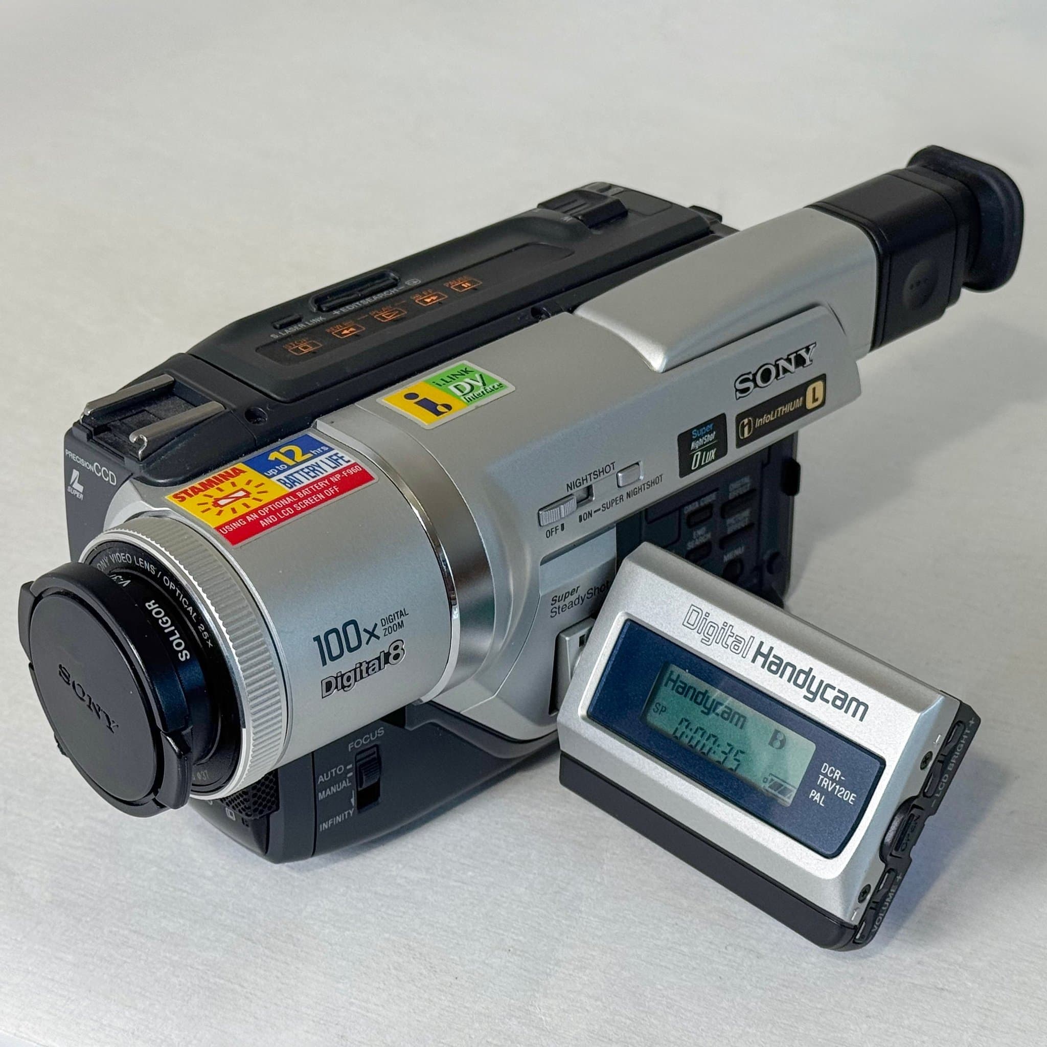 Sony DCR-TR120E Digital8 (D8, Digital8, Hi8 och Video8 kompatibel)