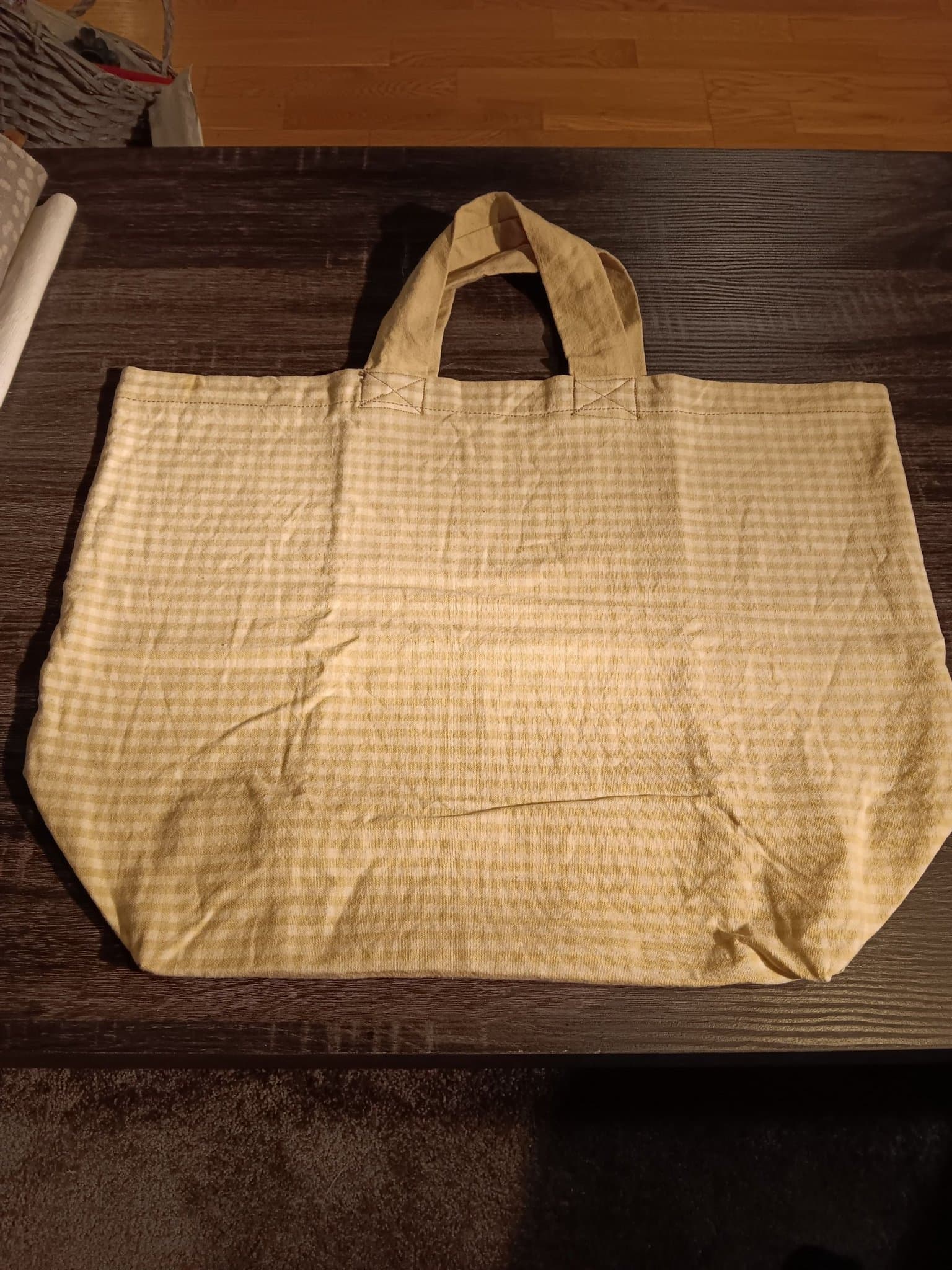 Beige väska