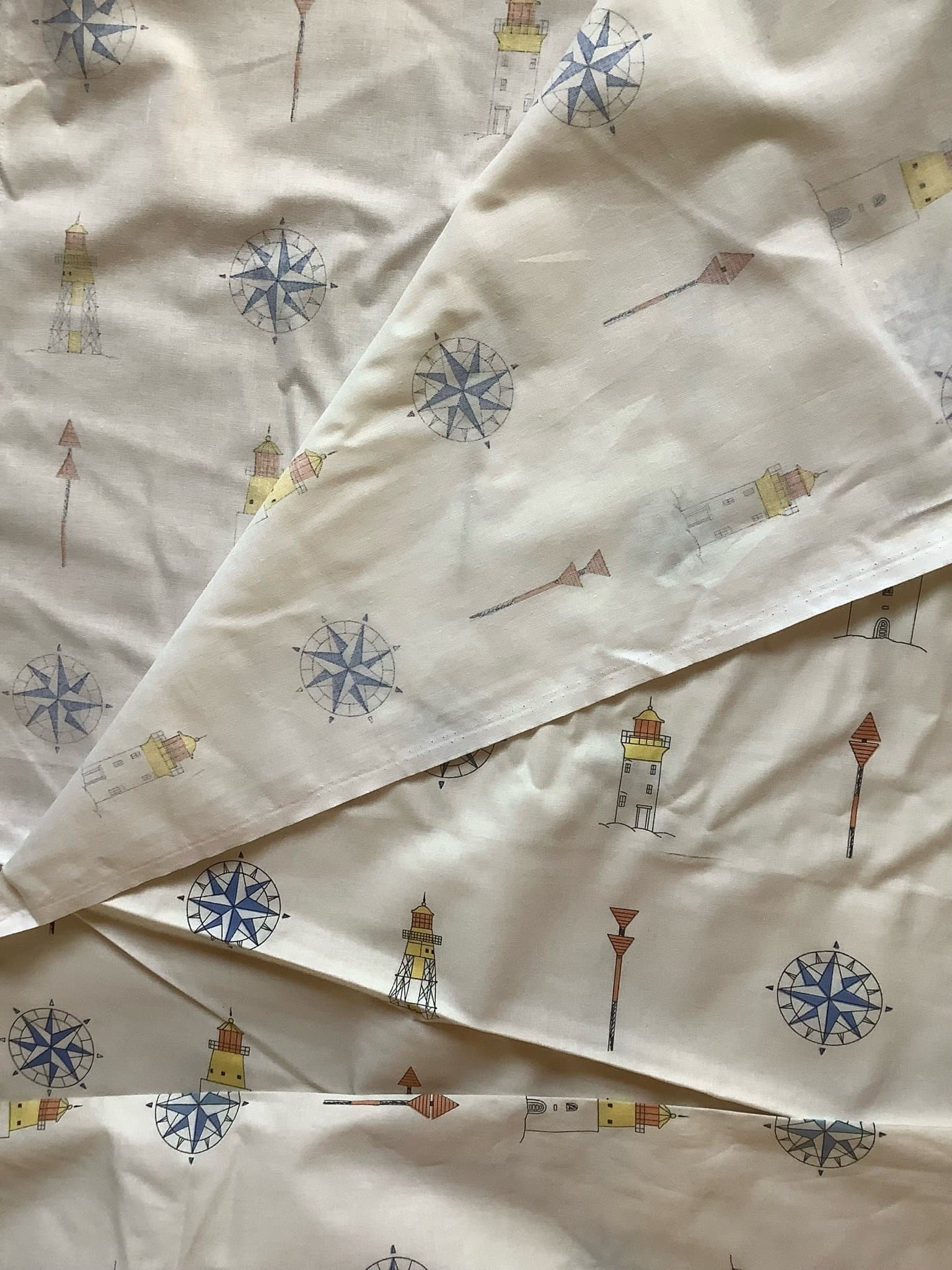 Bomullstyg 12 meter med havsmotiv,nytt.