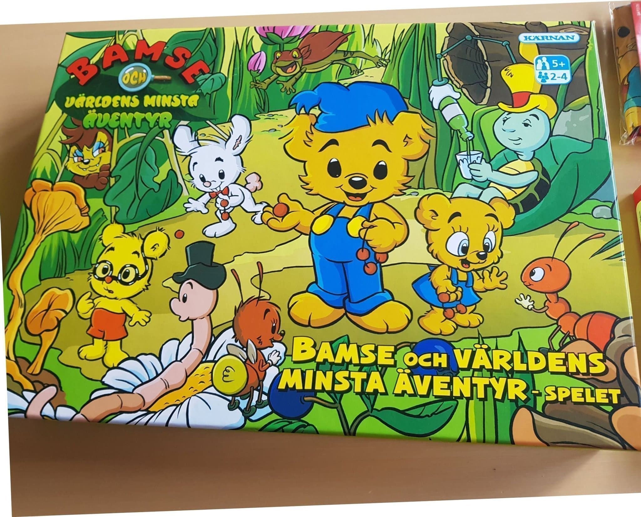 Bamse paket: världens minsta äventyr, gympakortspel, gympapåse och siffer domino
