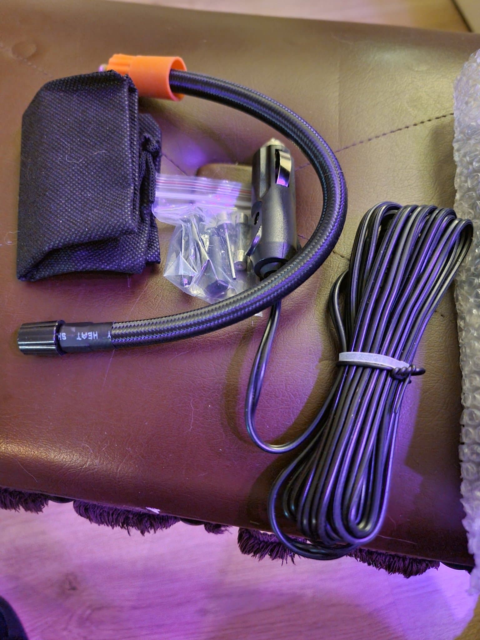 Bärbar luftkompressor för bil