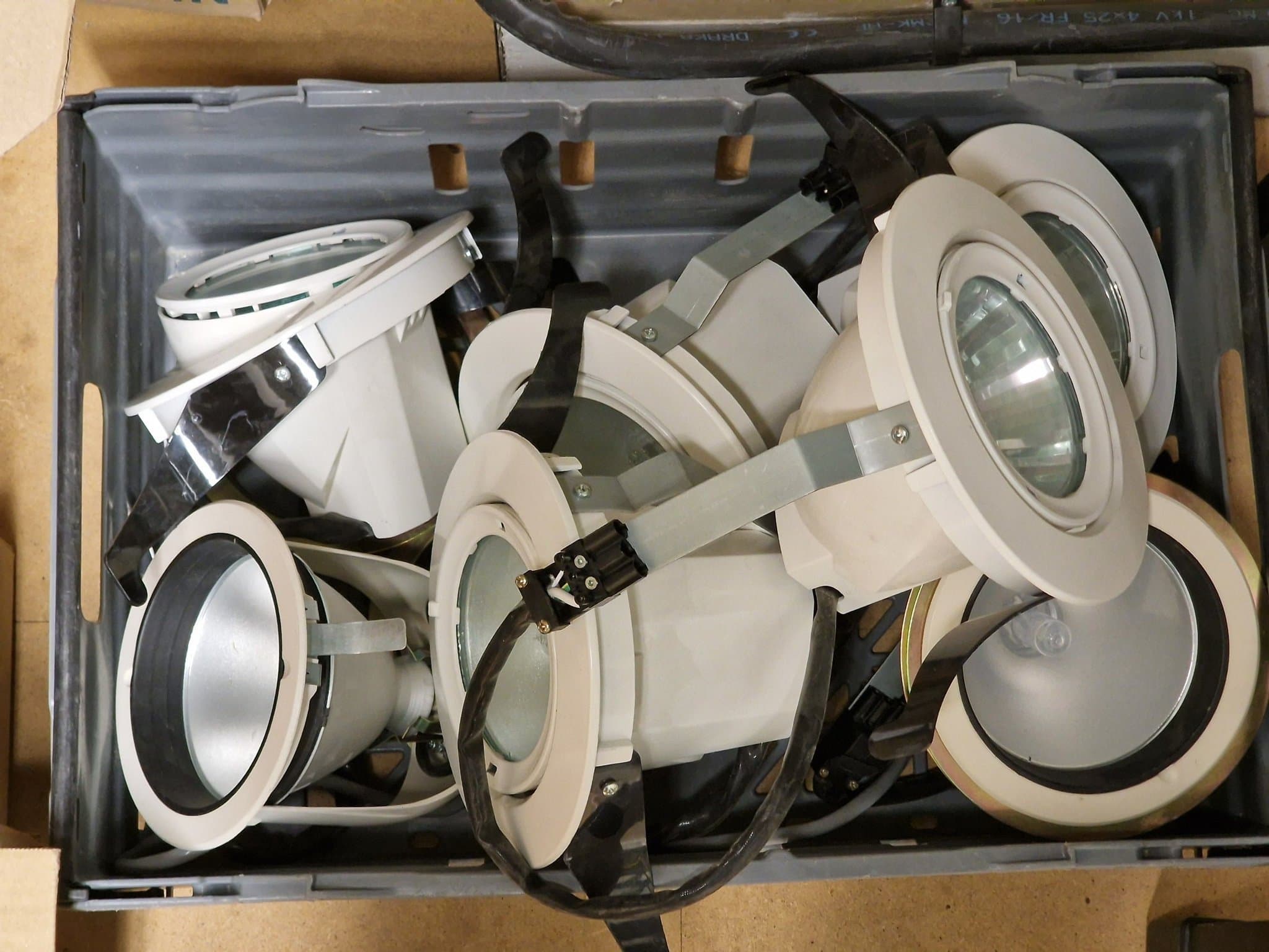 Halogen spotlights med transformatorer