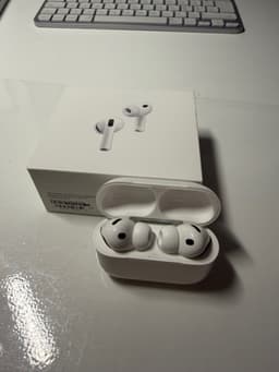 Apple AirPods Pro 3