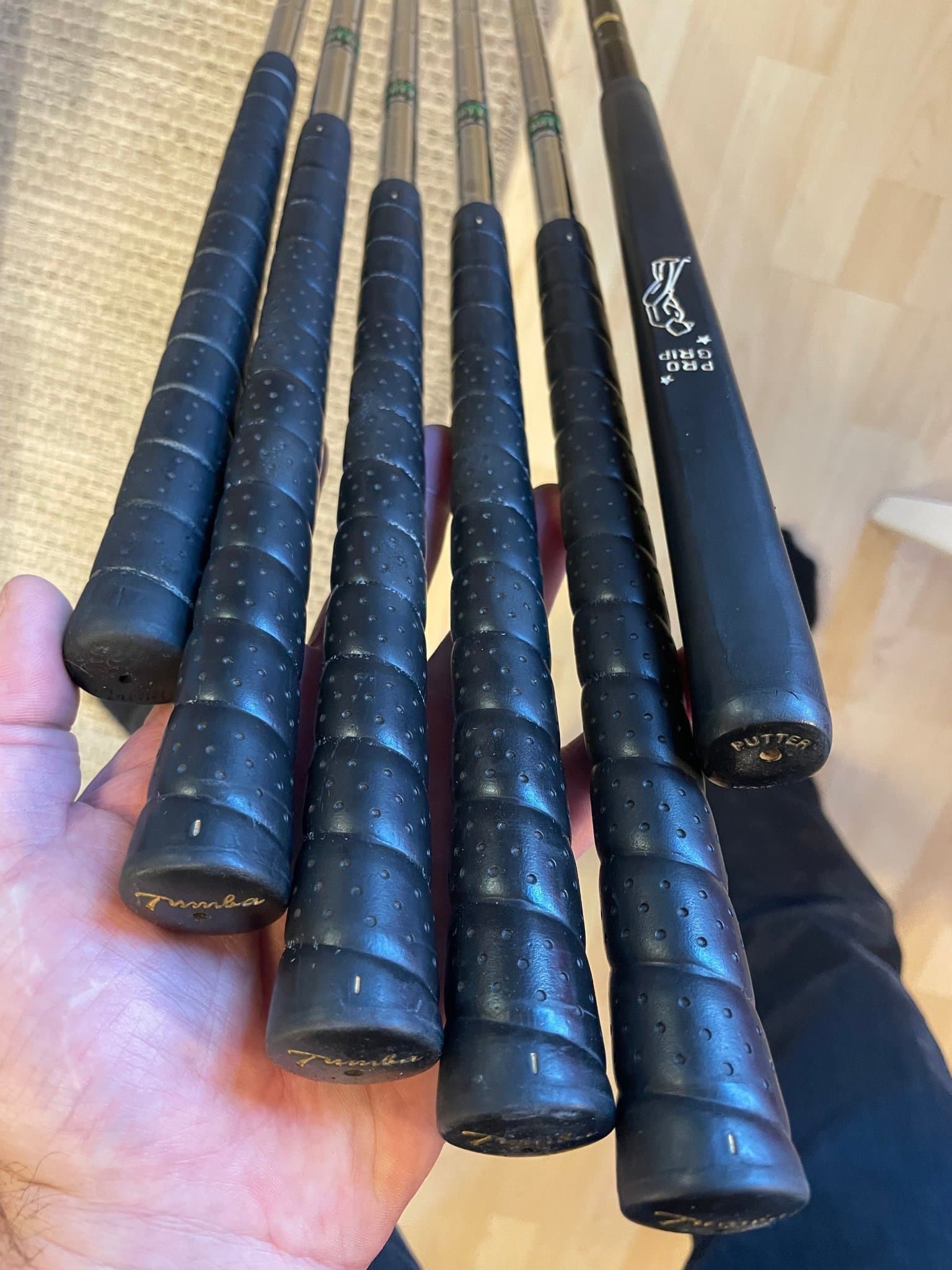 Järnset och putter Striker Tumba