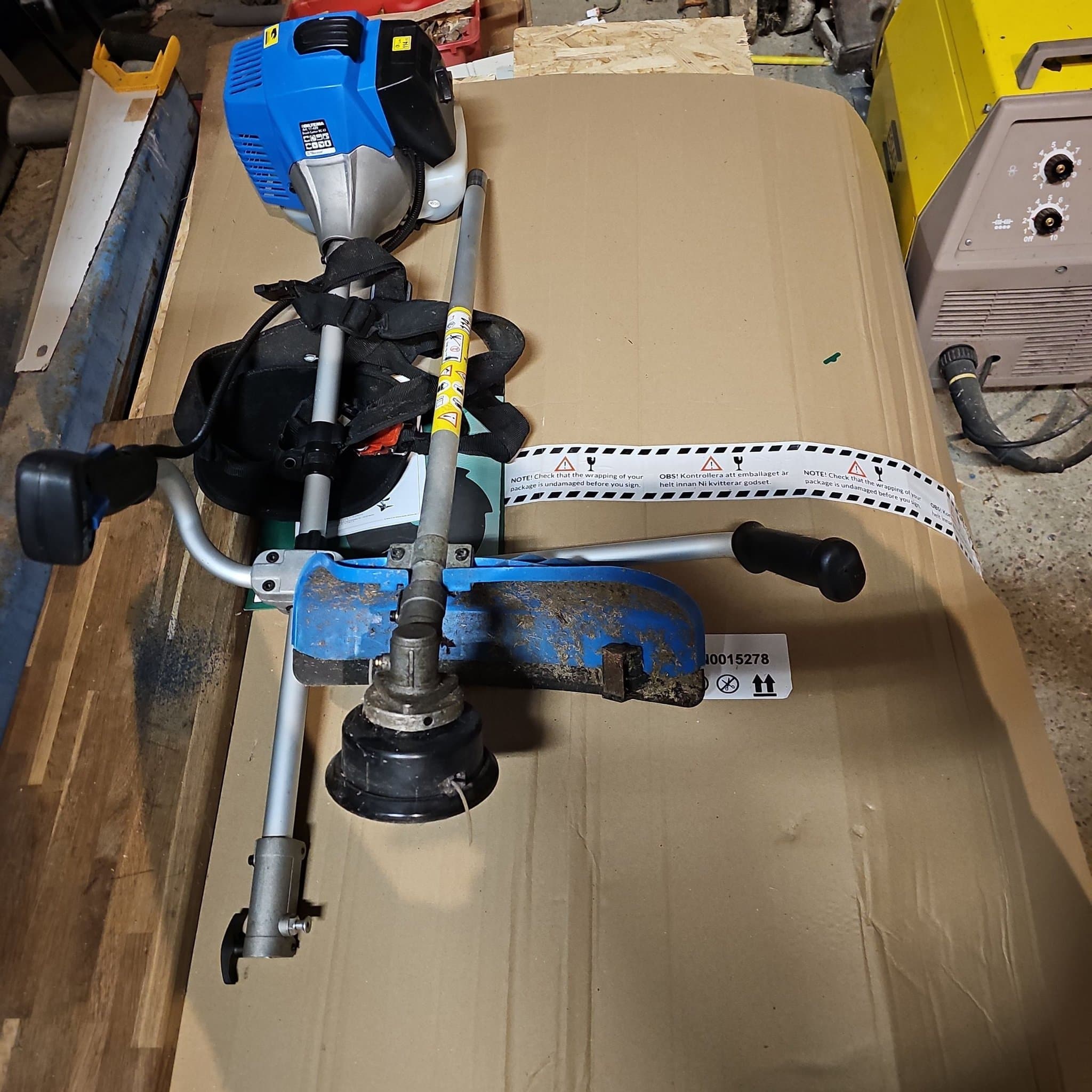 Kraftig Röjsåg/trimmer BC 43 med tillbehör