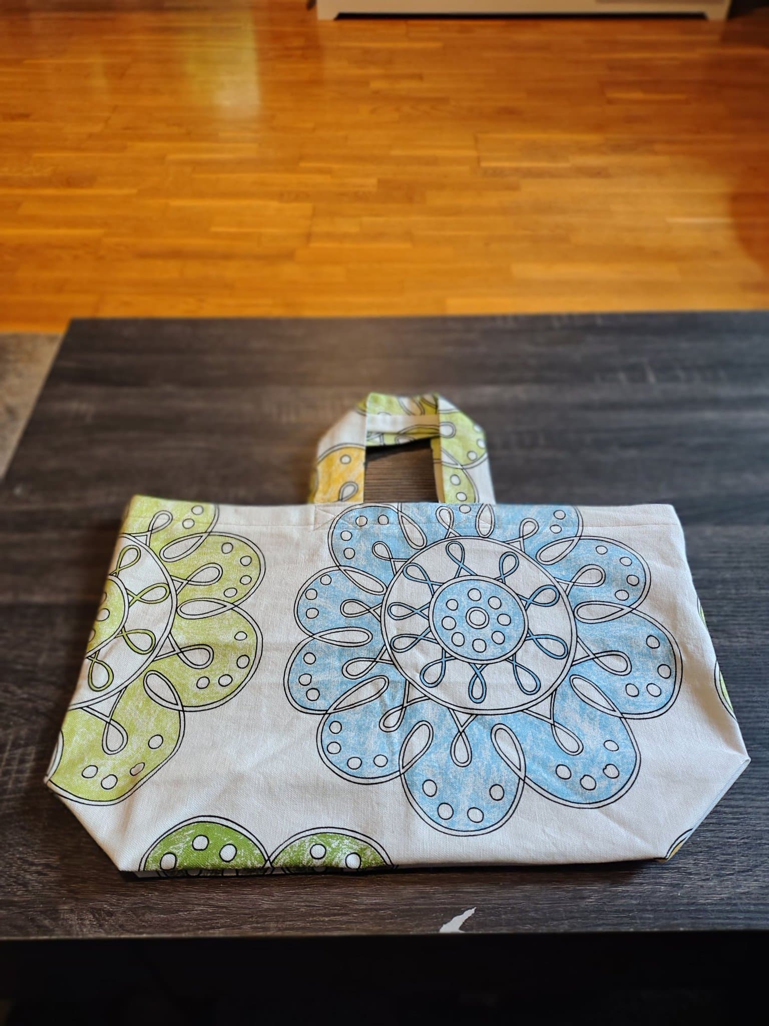 Vit, blå, grön tygkass zerowaste