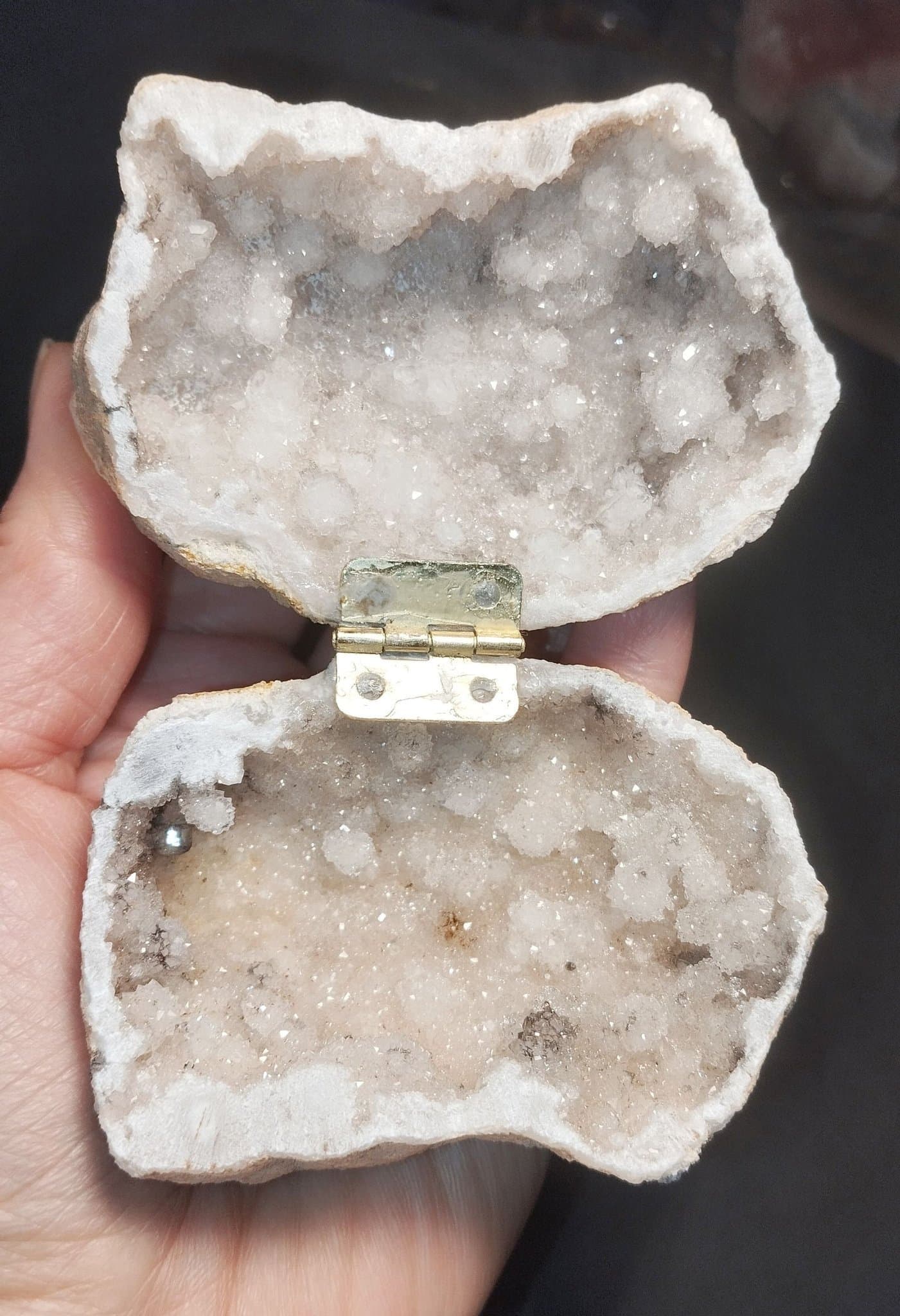 Kristallbo, kristallgrotta, smyckeskrin