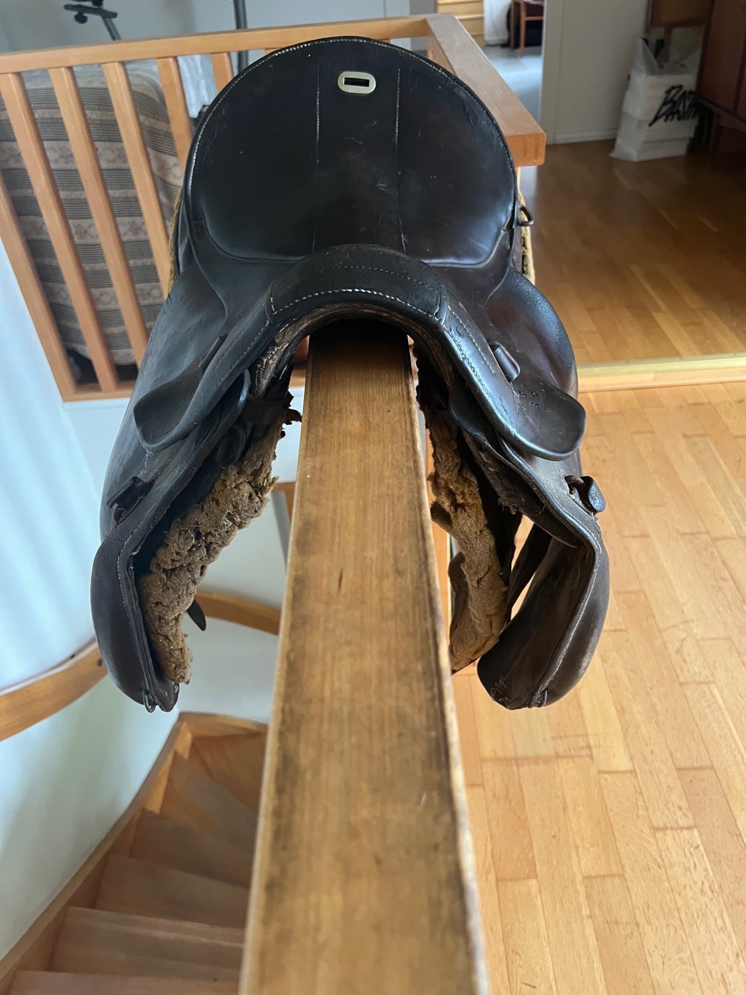 Äldre manskapssadel