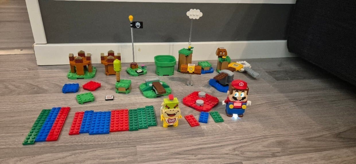 Lego super mario 71360 Adventures with Mario - Starter Course