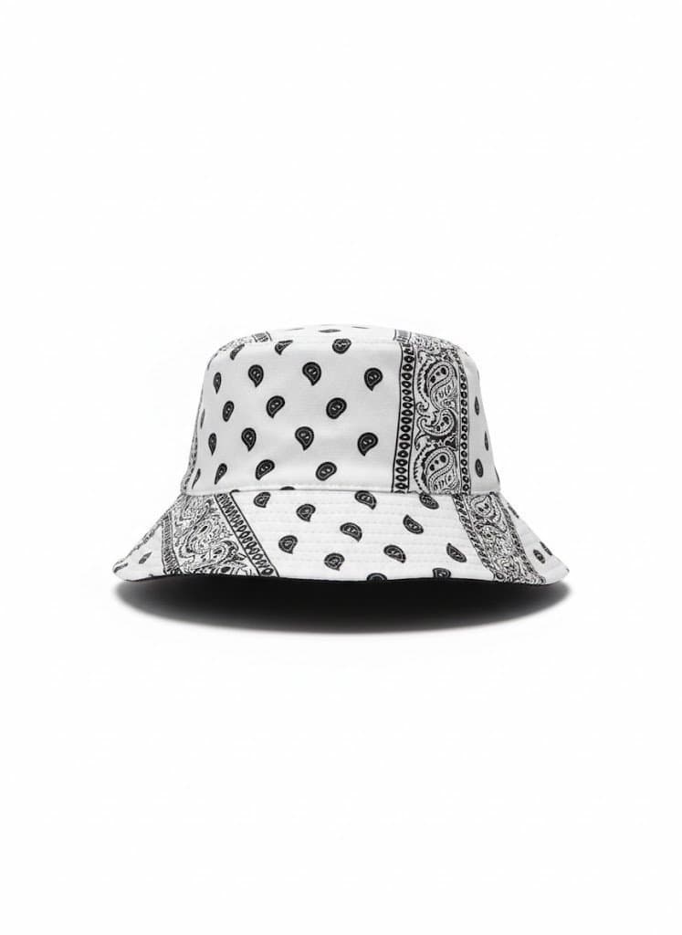 Vändbar Vit Bandana/Svart Bucket Hat