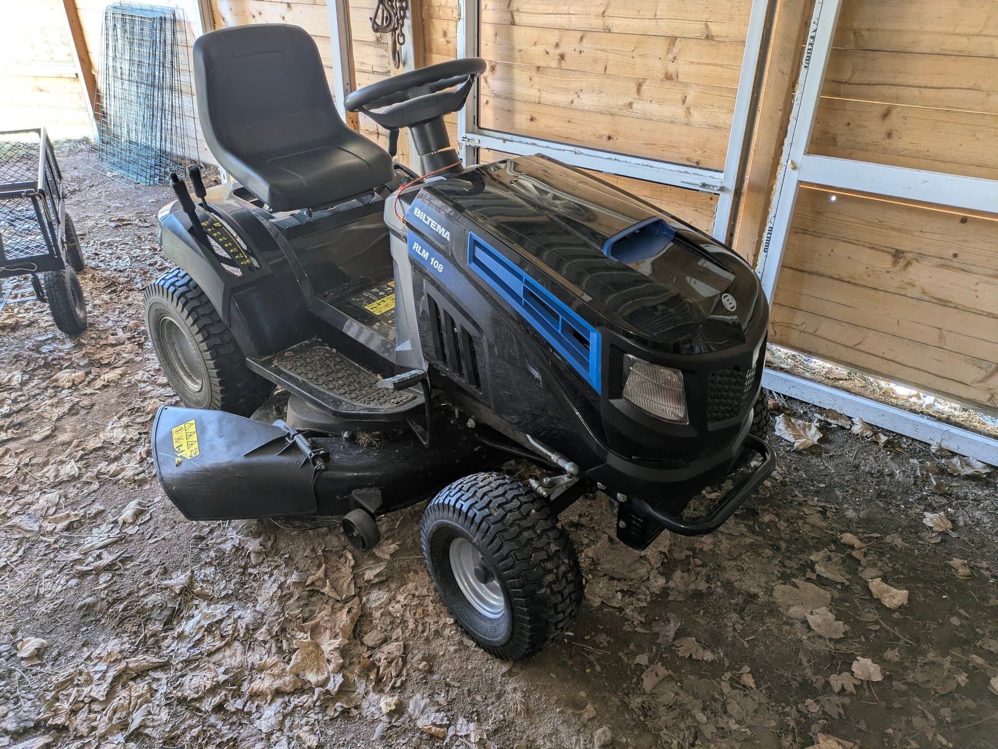 Biltema RIDE108 Åkgräsklippare