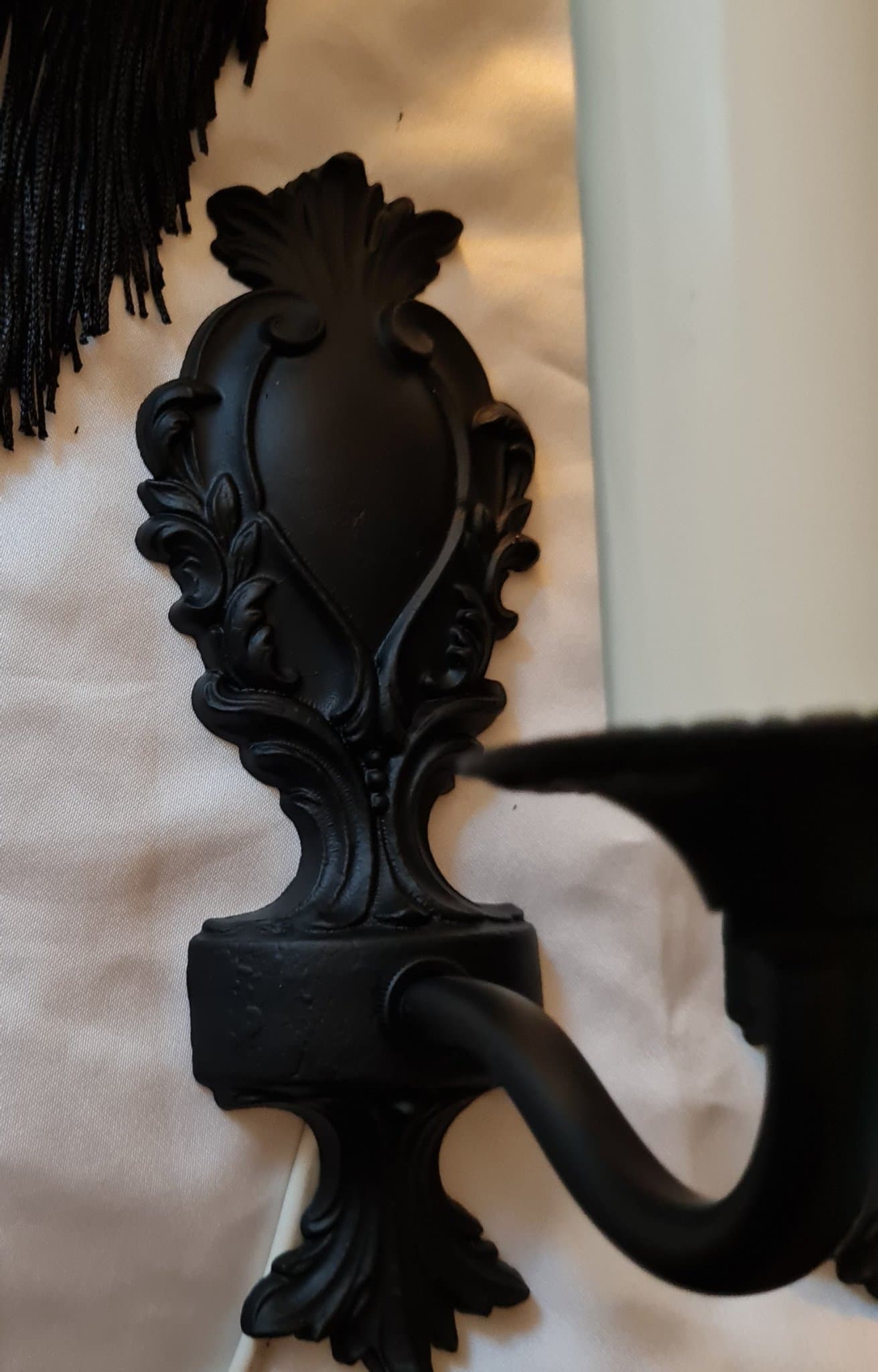 2 st. Svarta Lampetter vägglampor i metall. Välgjord mässing, vintage, retro.