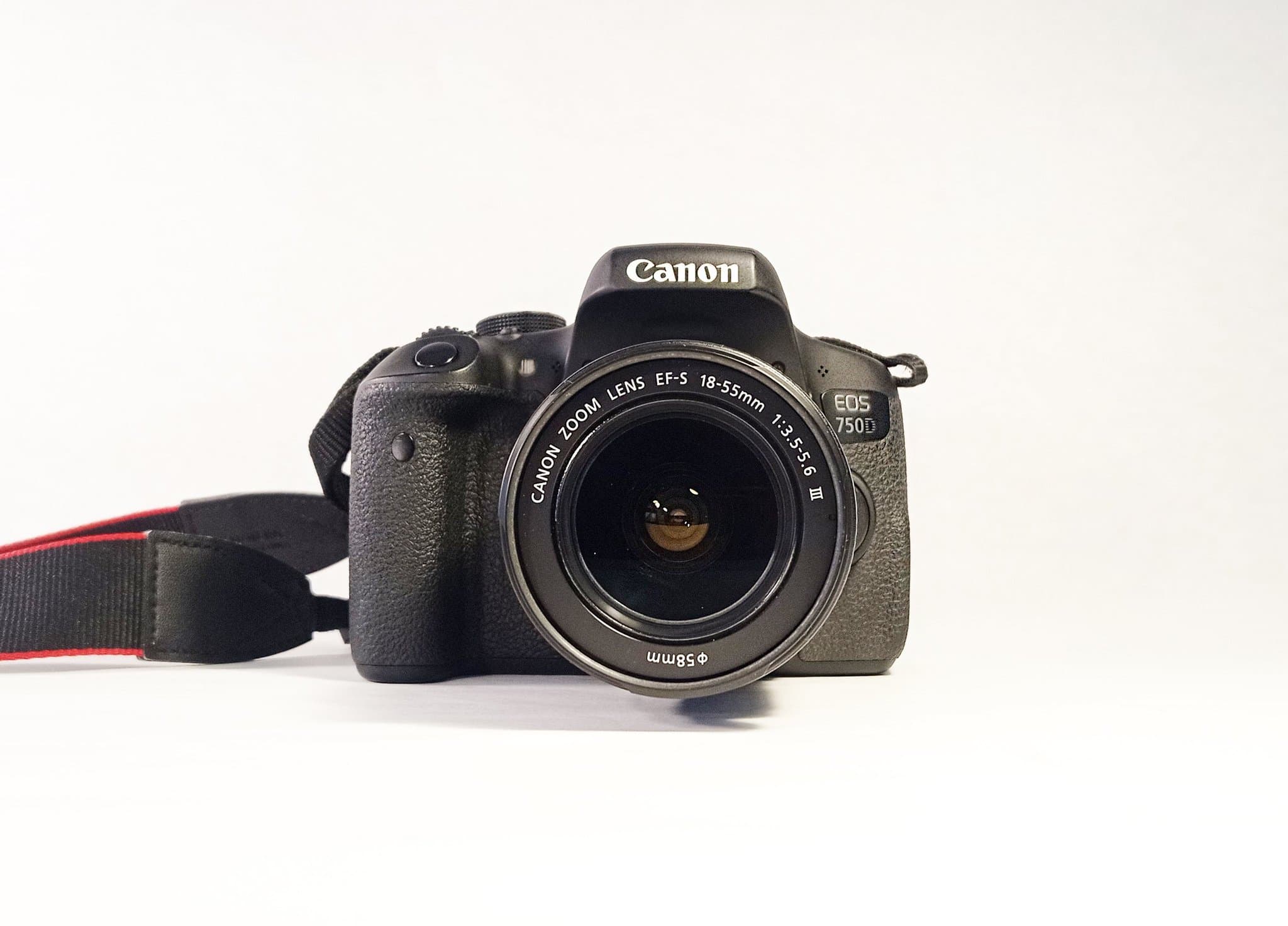 Canon EOS 750D