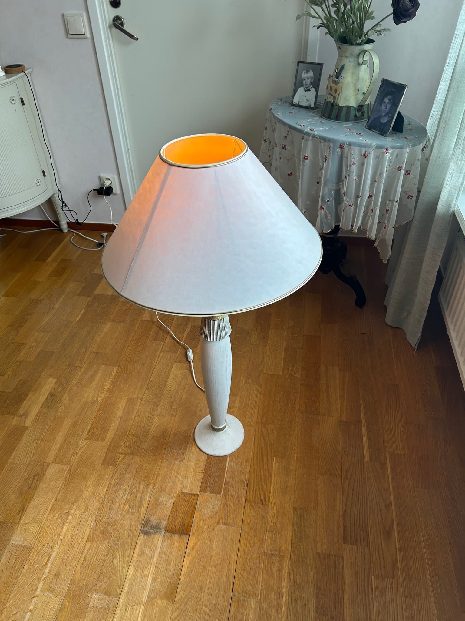 Golvlampa med skärm Le Dauphine France