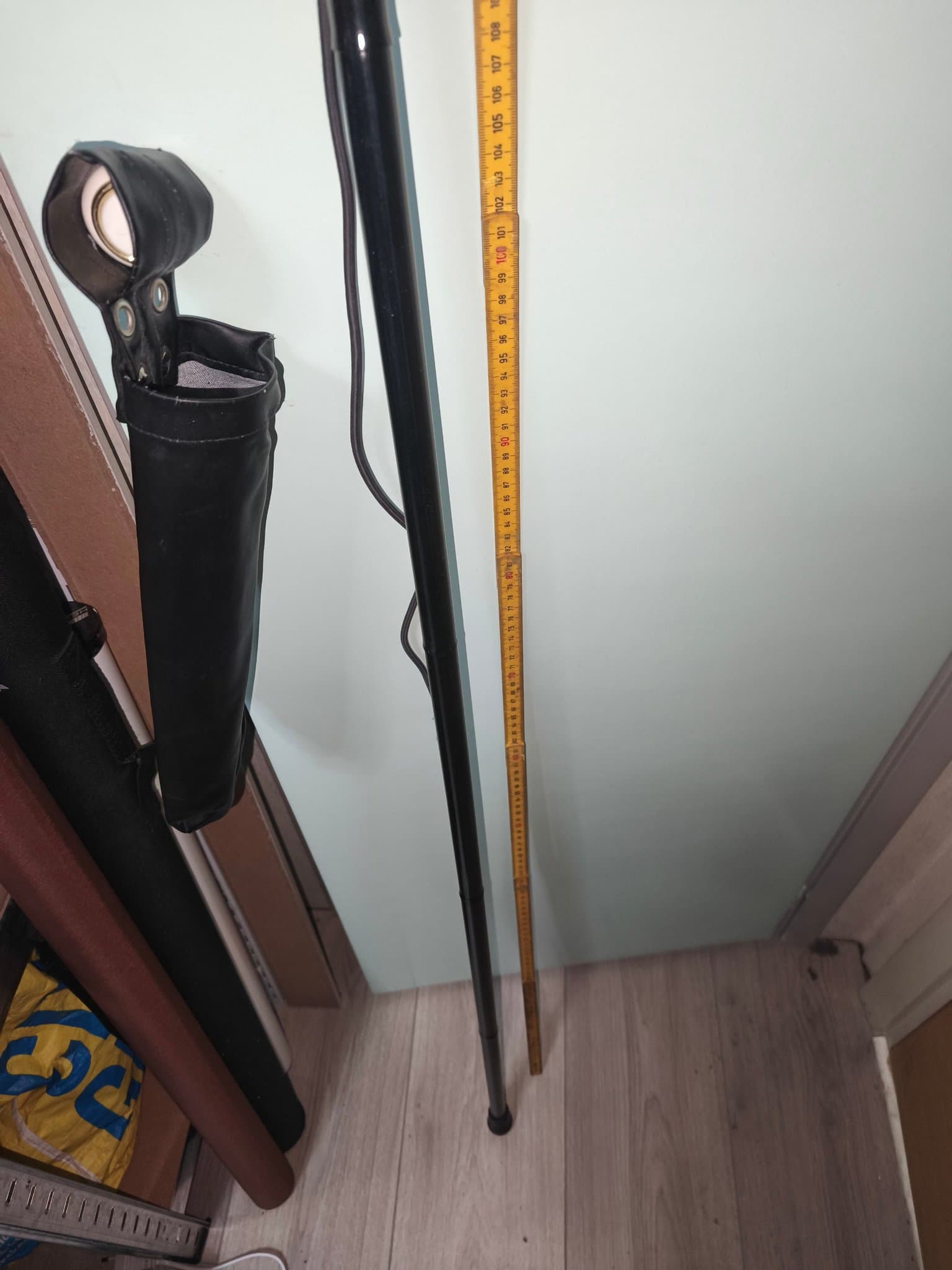 Vadarstav med hölster