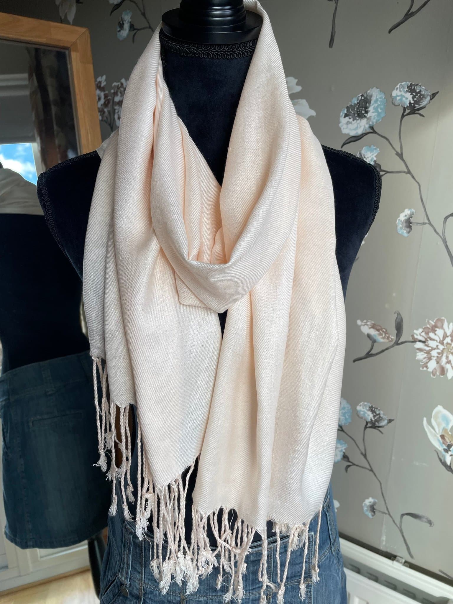 Ljusrosa morell färg sjal ( som ny ! )