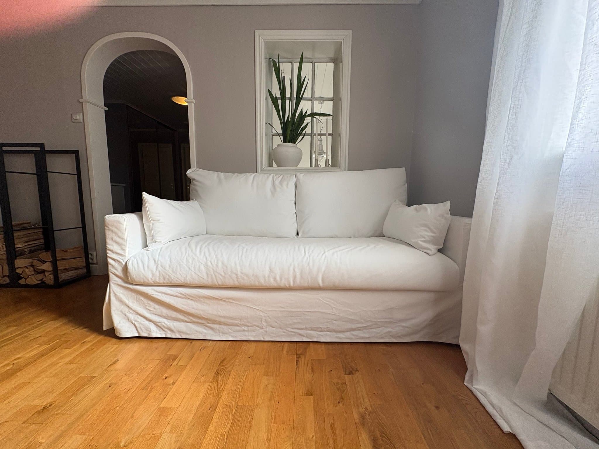 Hallarp vit klädsel till hyltarp 2-sits (obs! Enbart klädsel).