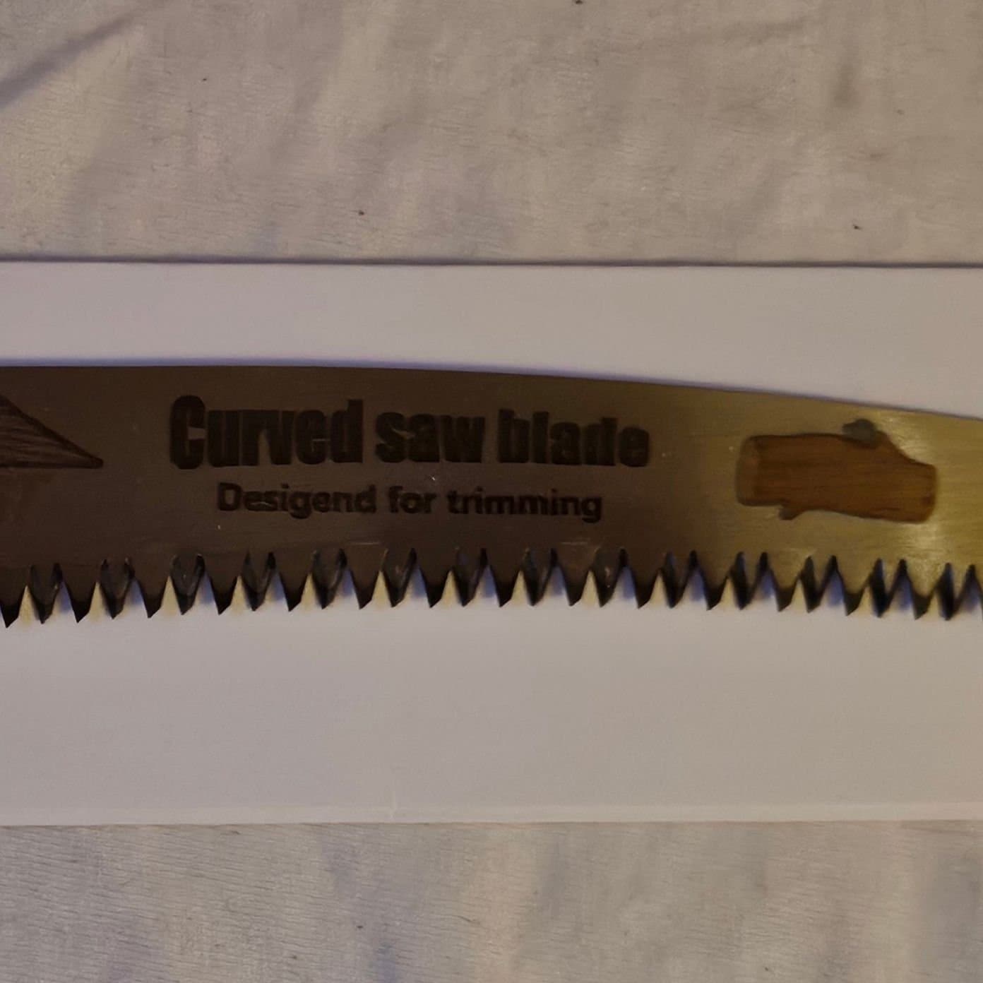 Böjt tigersågsblad för gren-trimning