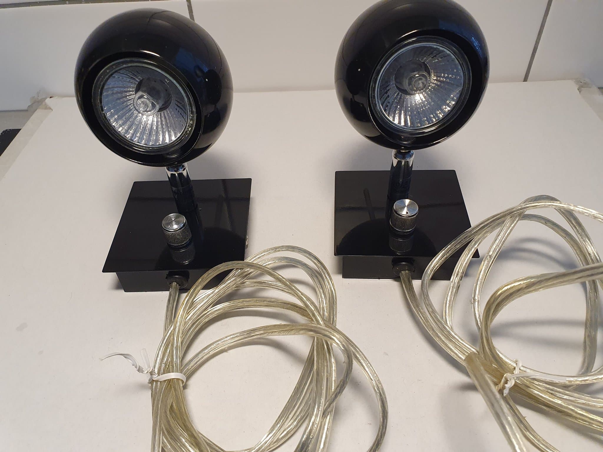 2 st svarta spotlights med dimmer