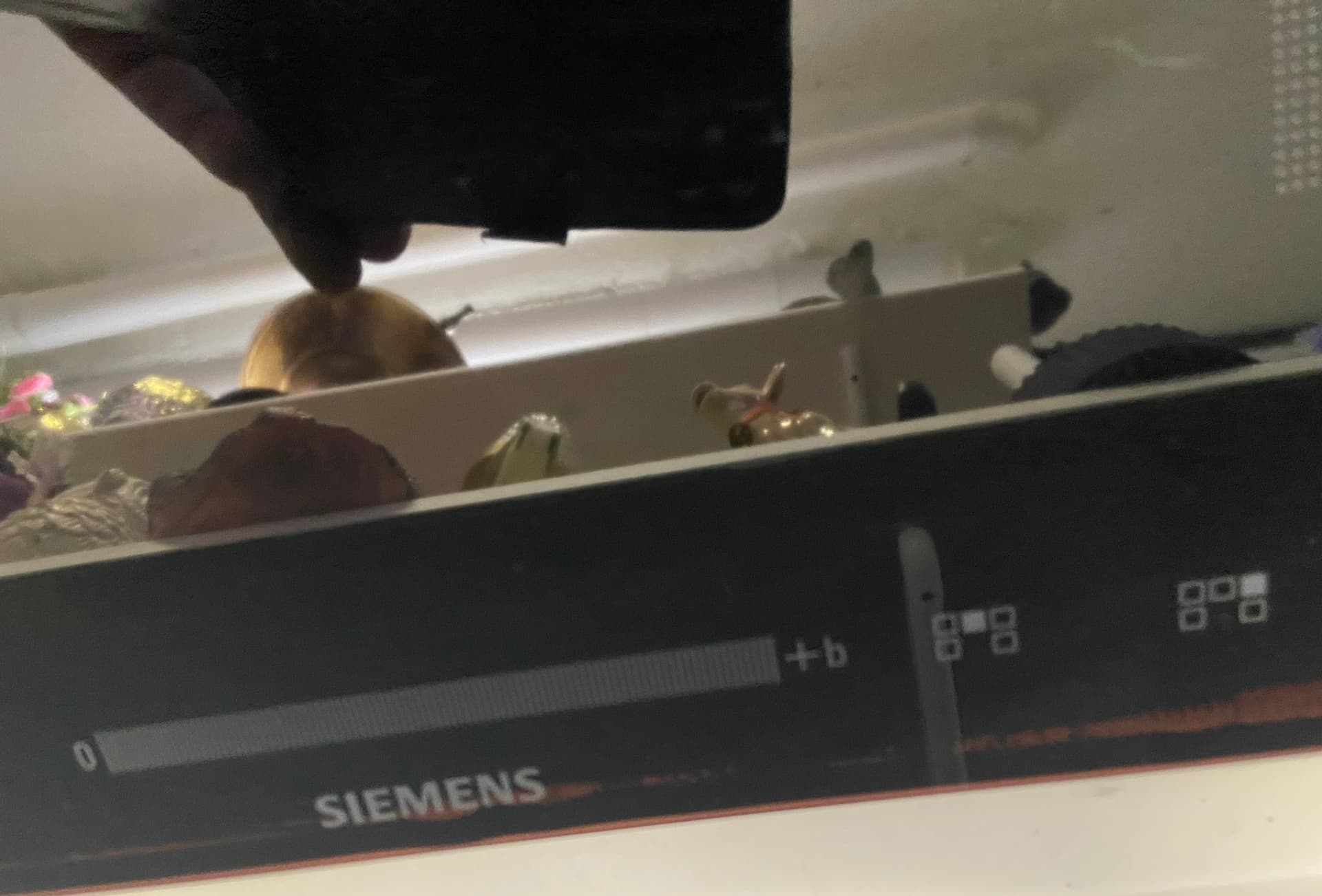 (011) Siemens Induktionshäll EH875MP17E-oanvänt i original förpackning