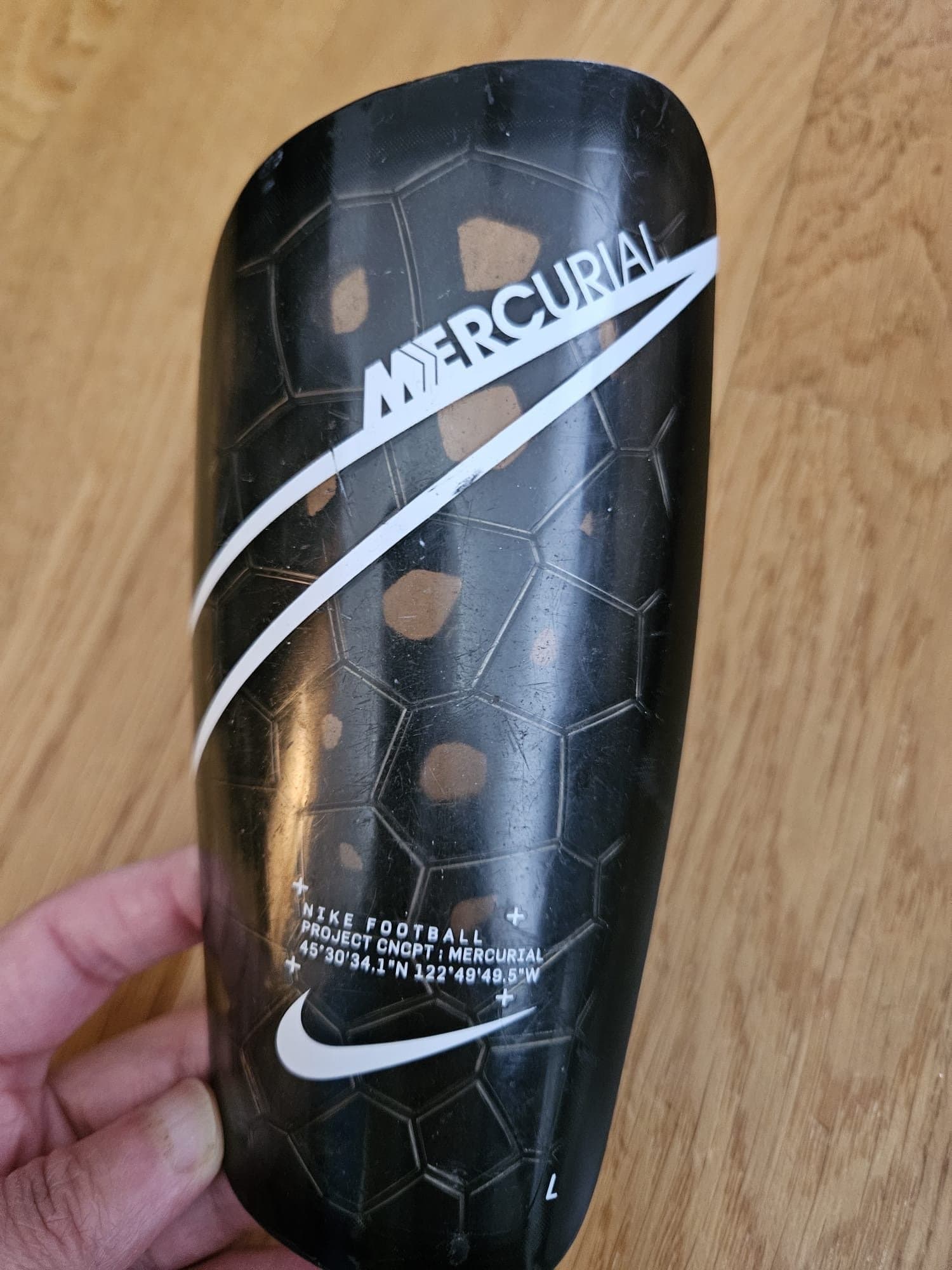 Nike Mercurial Benskydd