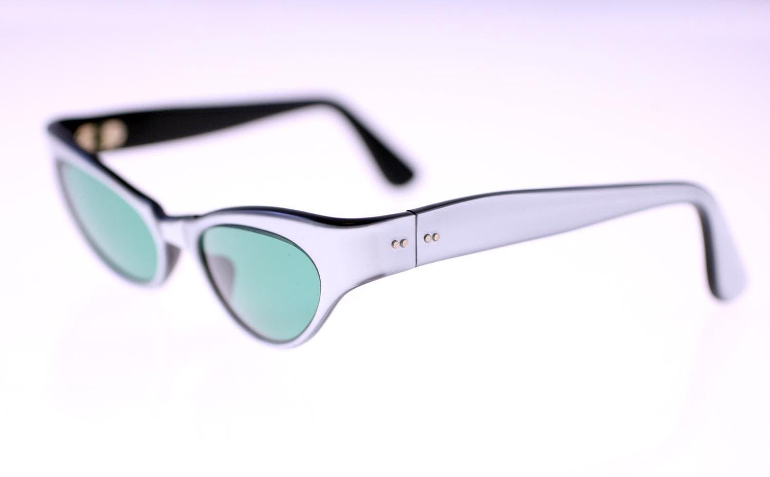 French 1950s/1960s ‘46 X 20’ acetate sunglasses with an exterior silver coating