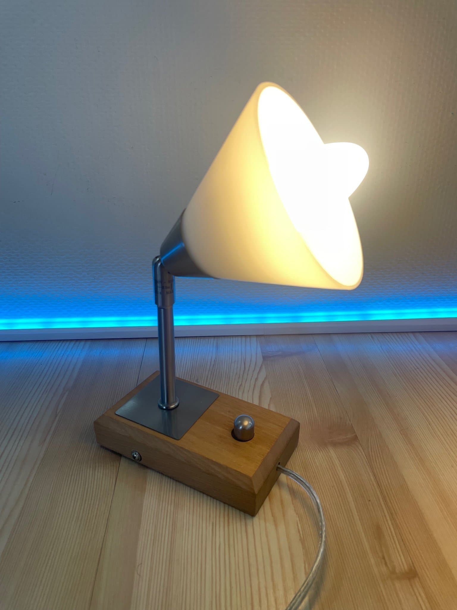 IBL LIGHTING 480201 | Trä & Metall | Vägglampa | Skandinavisk | 2000-tal