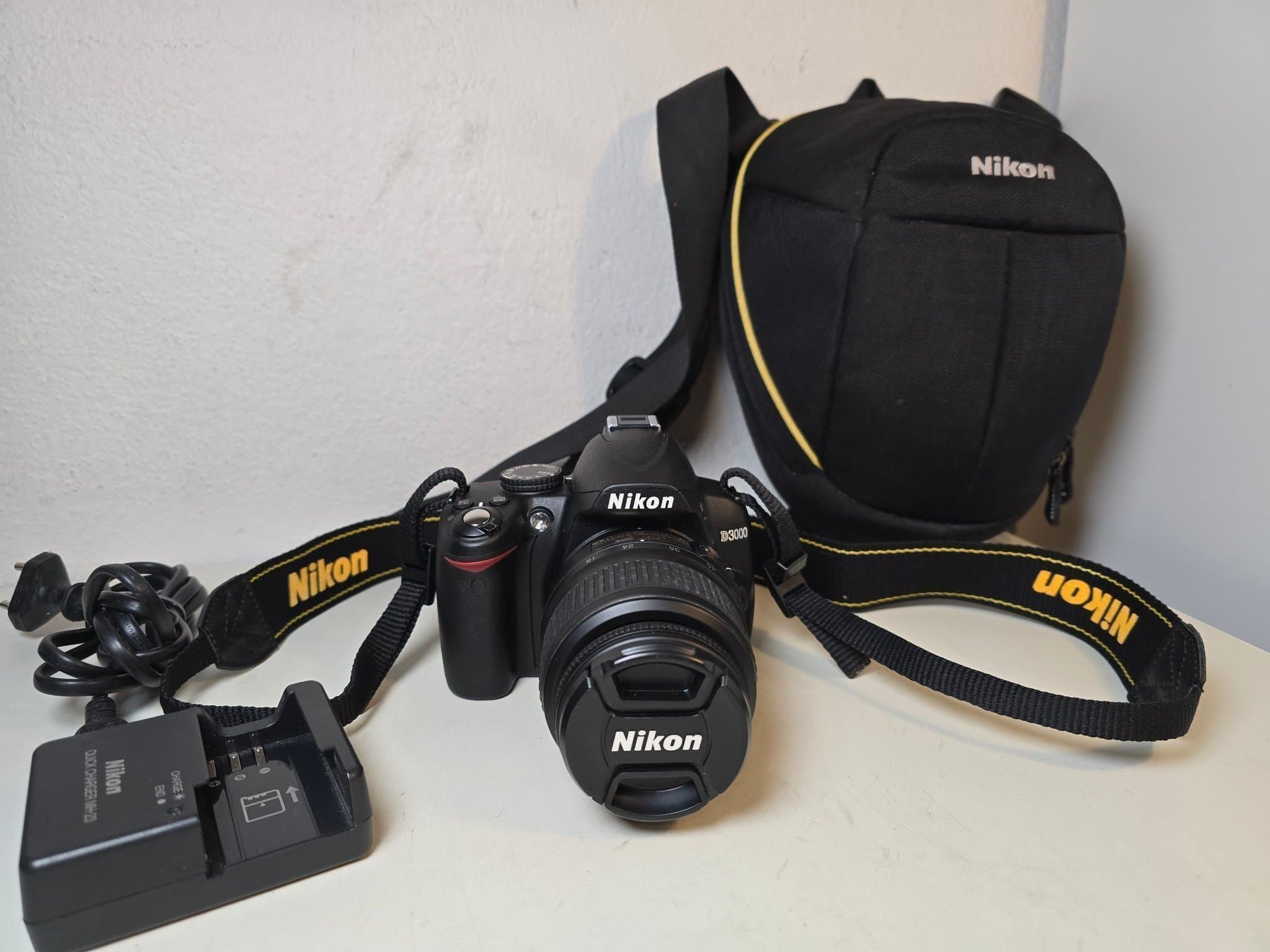 Nikon Systemkamera D3000 Nyskick