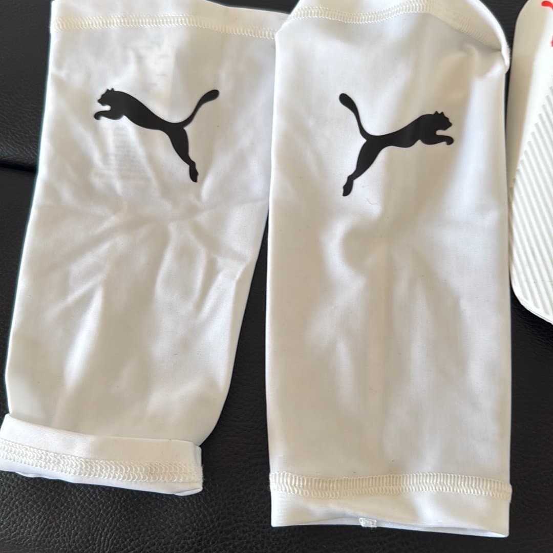 Puma Ultra Light Benskydd