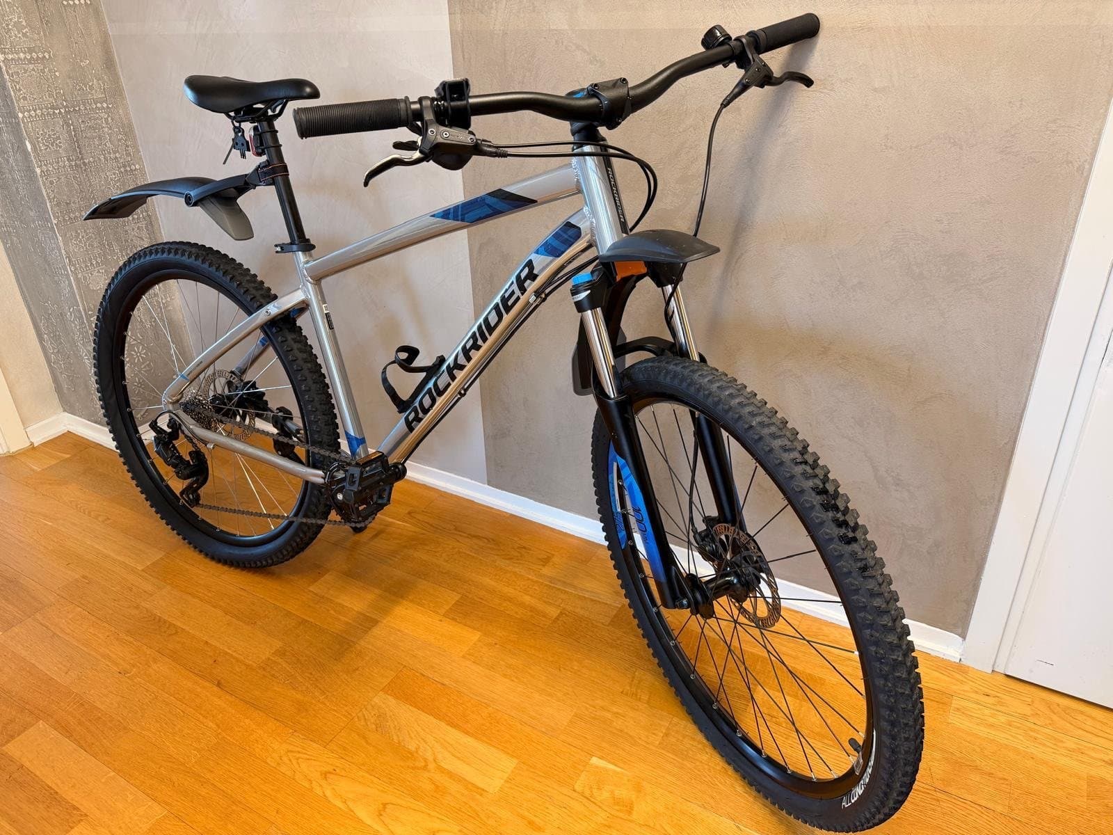 Rockrider 27,5” Mountainbike och Scott Voltage 26”