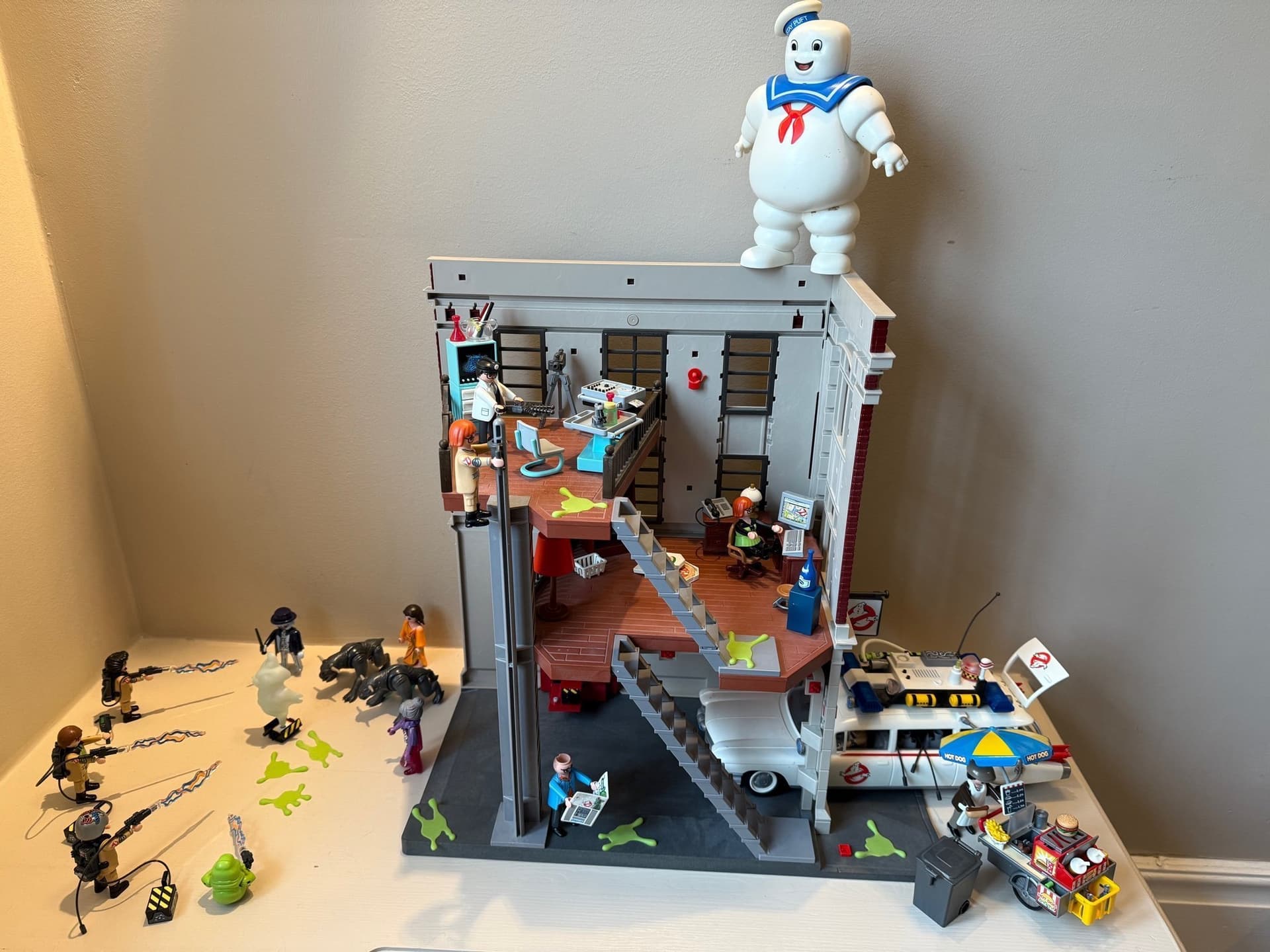Playmobil Ghostbusters Brandstation KOMPLETT